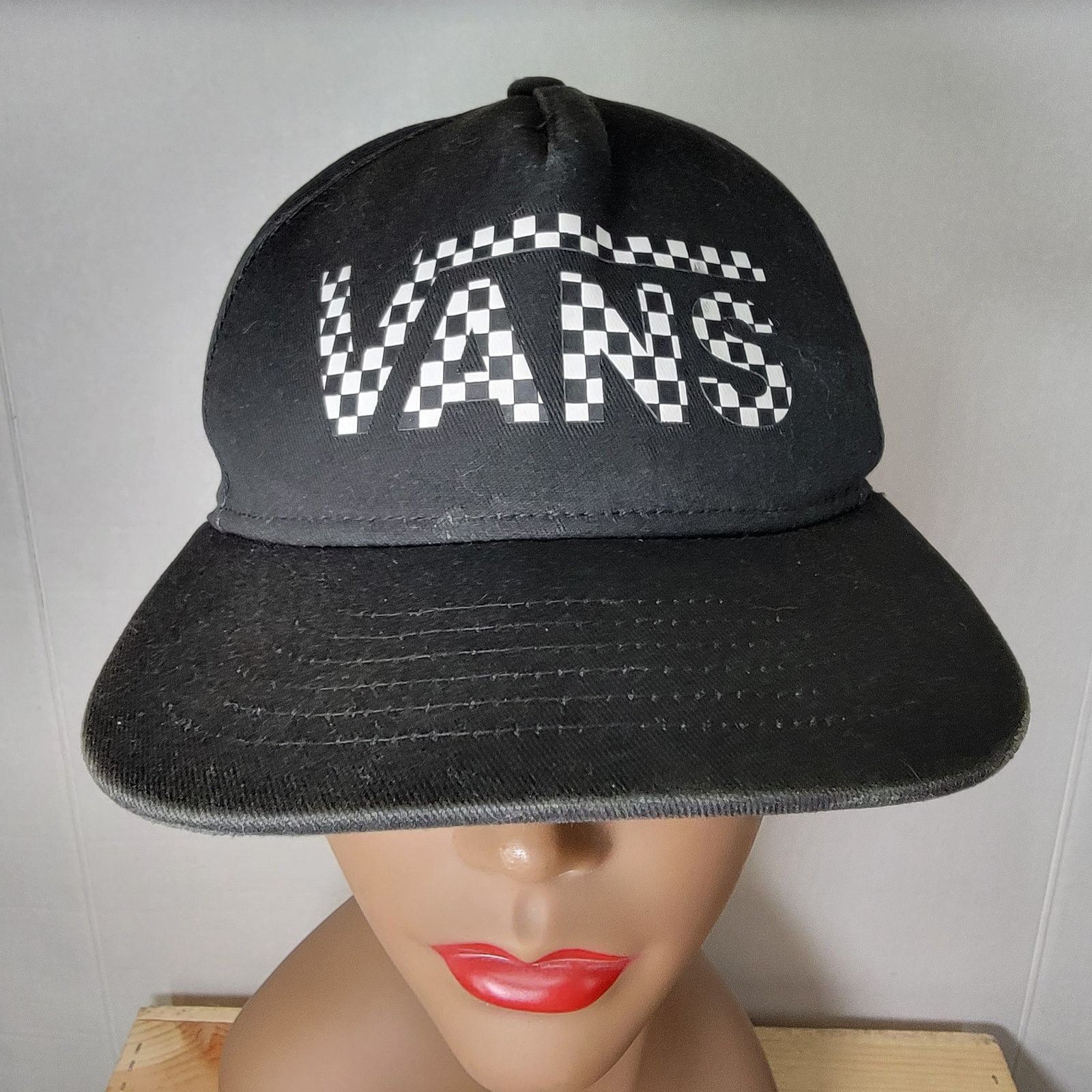 Vans VANS Black Snapback Unisex Cap w/ Checkered Logo Size ONE SIZE - 1 Thumbnail
