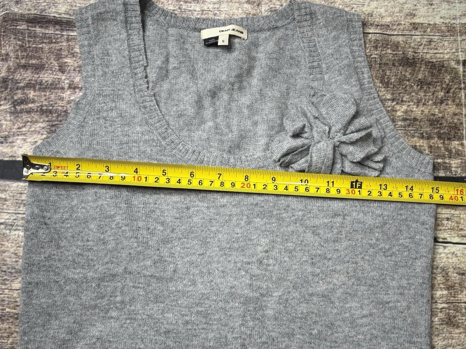 DKNY DKNY Jeans Sweater Vest Womens Small Wool Cashmere Angora Size S / US 4 / IT 40 - 11 Thumbnail