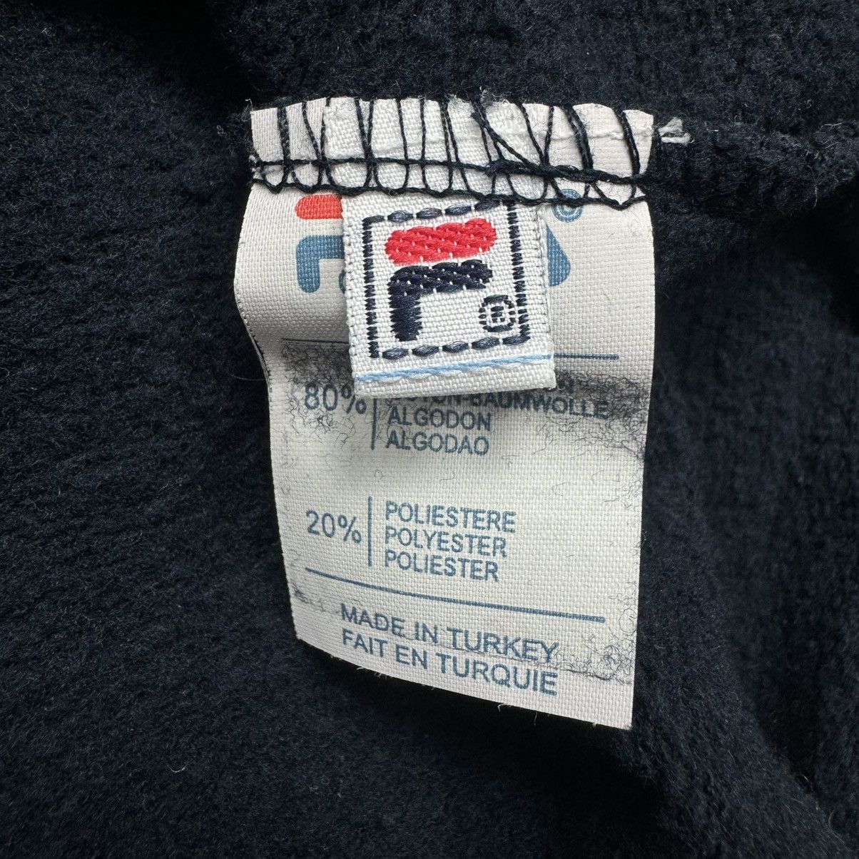 Fila Vintage Y2K Fila Boxy Big Center Logo Crewneck Sweatshirt Size US L / EU 52-54 / 3 - 13 Thumbnail