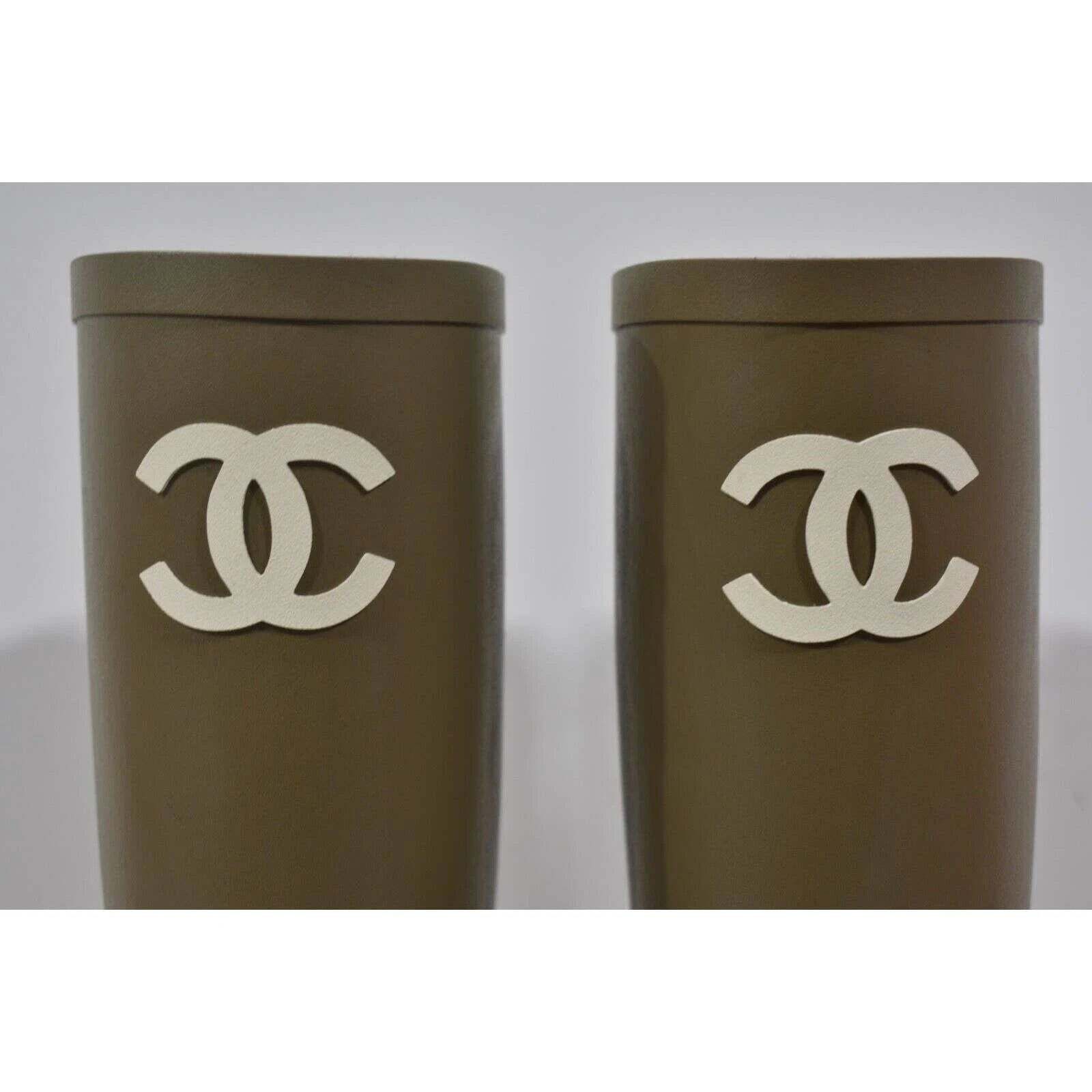 Chanel Chanel 22K Dark Beige White CC Logo High Rubber Rain Boot 40 Size US 10 / IT 40 - 6 Thumbnail