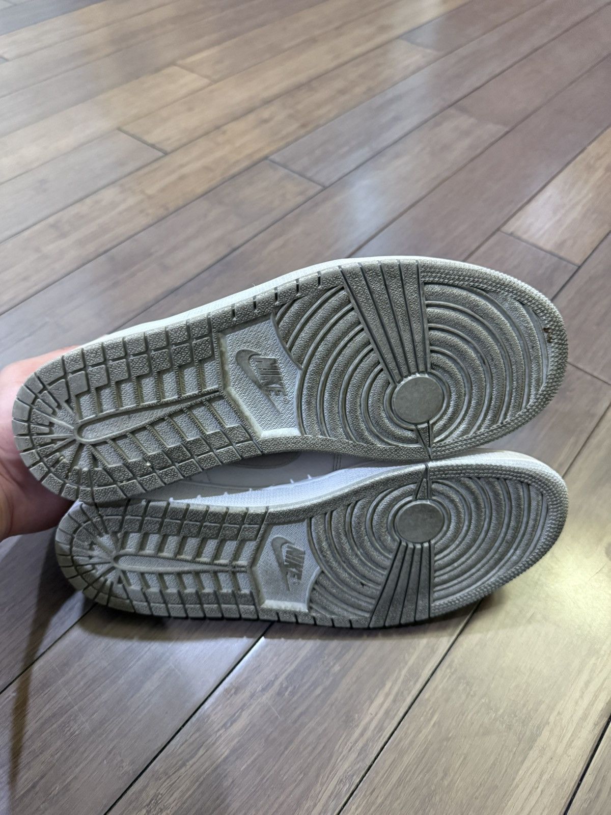 Jordan Brand × Nike Jordan 1 Low Neutral Grey Size US 11.5 / EU 44-45 - 7 Thumbnail
