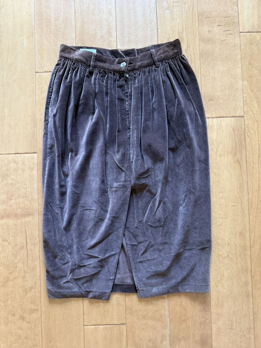 *RARE* Sisley Velvet Midiskirt