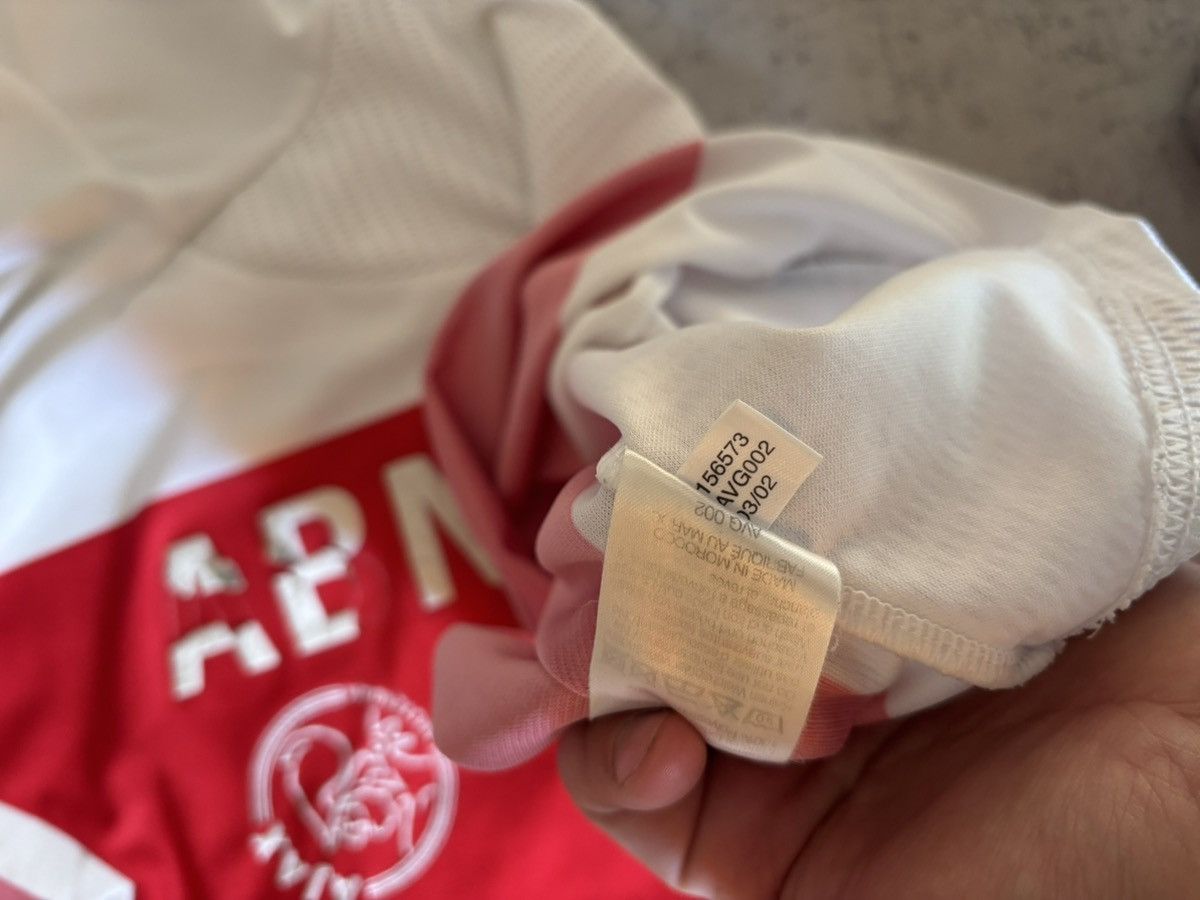 Vintage VINTAGE 2002/03 AJAX STEVEN PIENAAR #10 HOME JERSEY Size US L / EU 52-54 / 3 - 7 Thumbnail