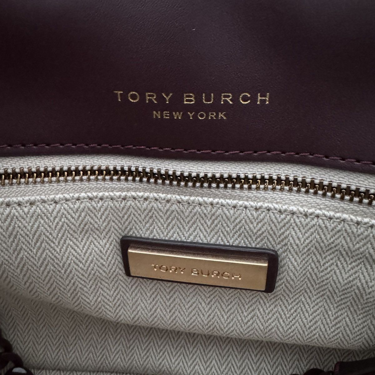 Tory Burch Tory Burch Willa Soft Quilt Small Leather Shoulder Bag Size ONE SIZE - 9 Thumbnail