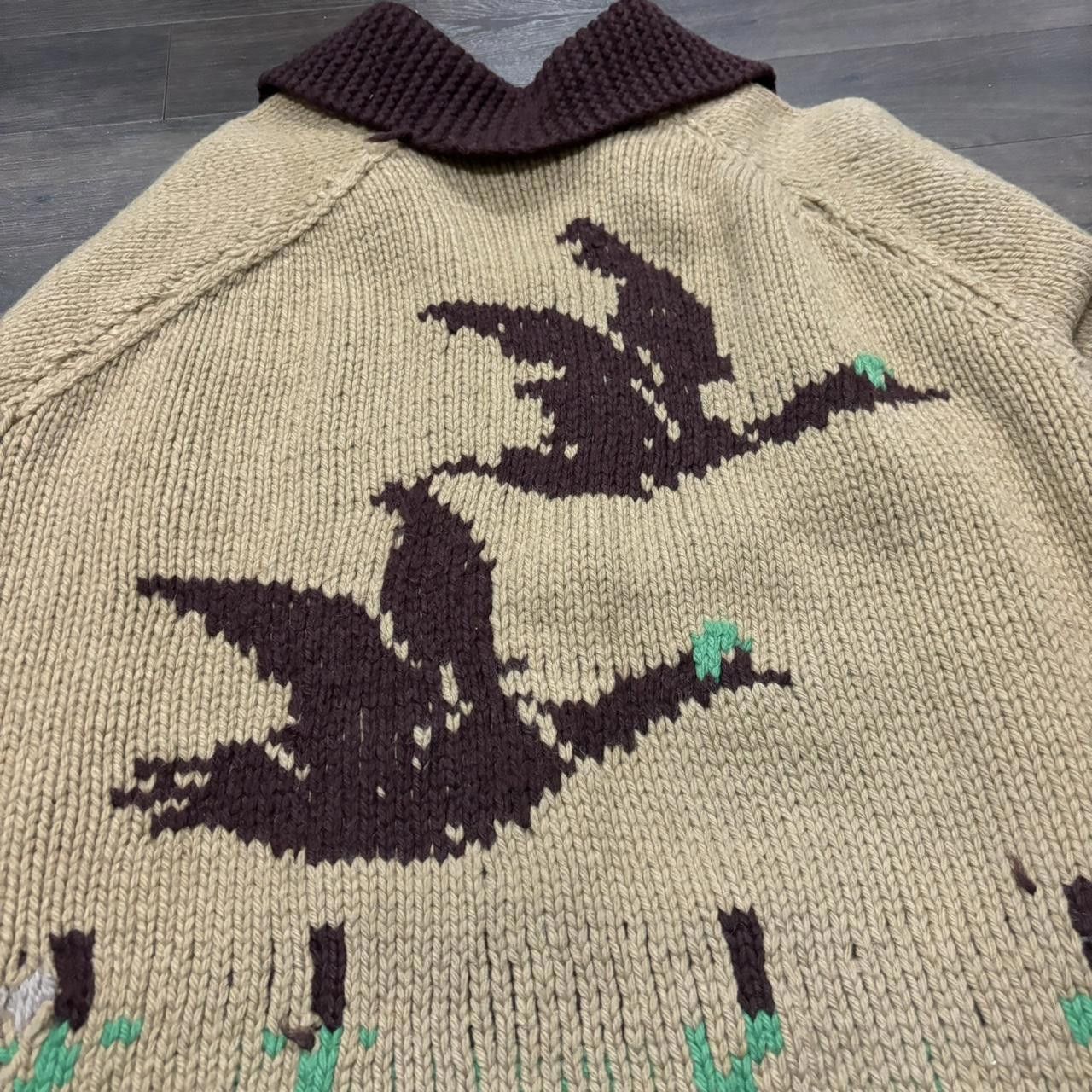 Designer Vintage Birds Flying Cowichan Sweatshirt 70s/80s Large Size US L / EU 52-54 / 3 - 5 Thumbnail