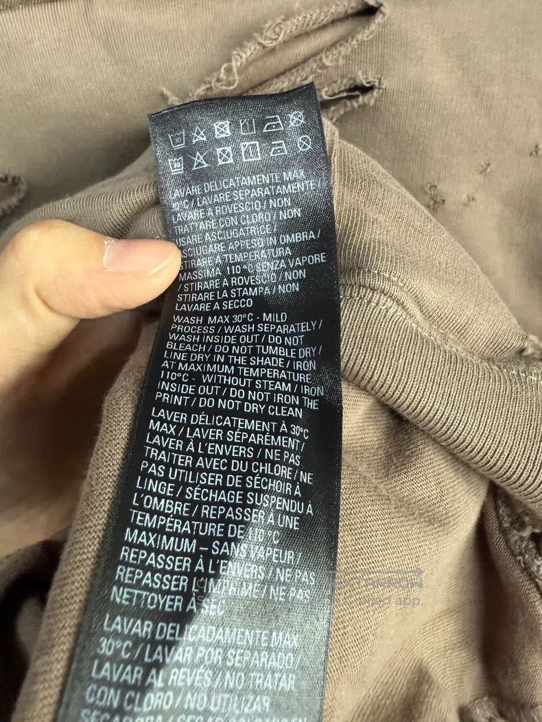 Balenciaga Balenciaga Letter Logo print ripped hoodie Size US XXS / EU 40 - 6 Thumbnail