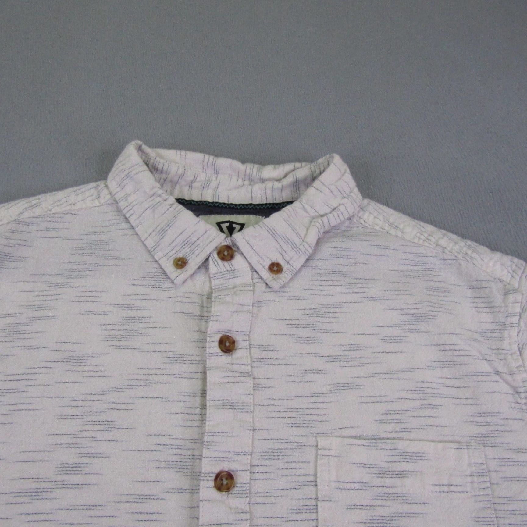 Vissla Vissla Shirt Mens Medium White Button-Up Short Sleeve Geometric Beach Outdoor Size US M / EU 48-50 / 2 - 2 Thumbnail