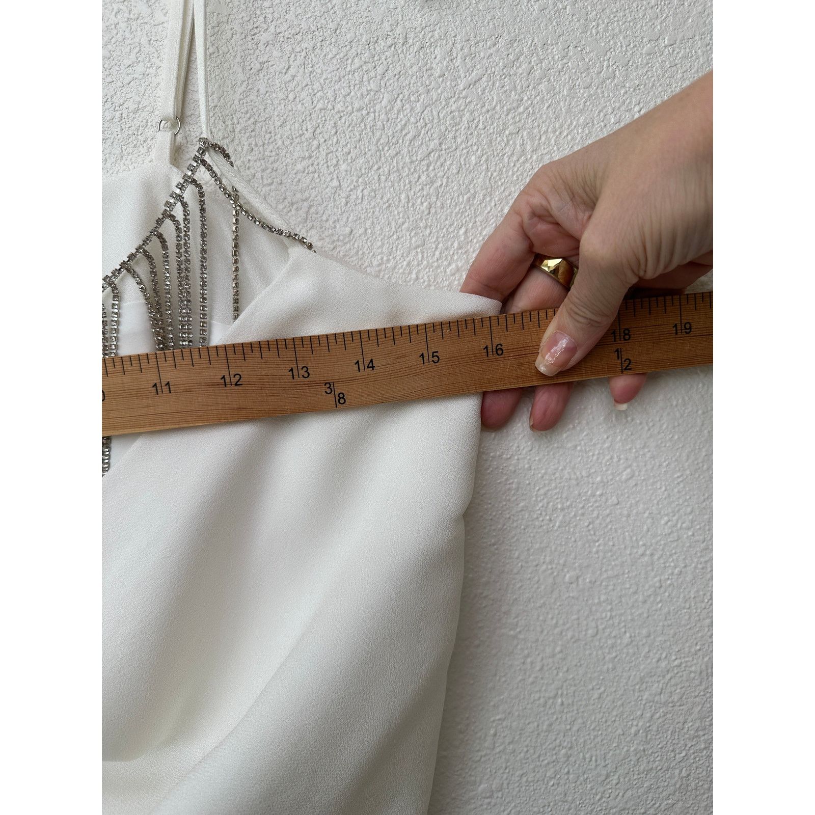 NICHOLAS Nicholas Rhinestone Fringe Cowl Neck Ivory Crop Top – M Size M / US 6-8 / IT 42-44 - 12 Thumbnail