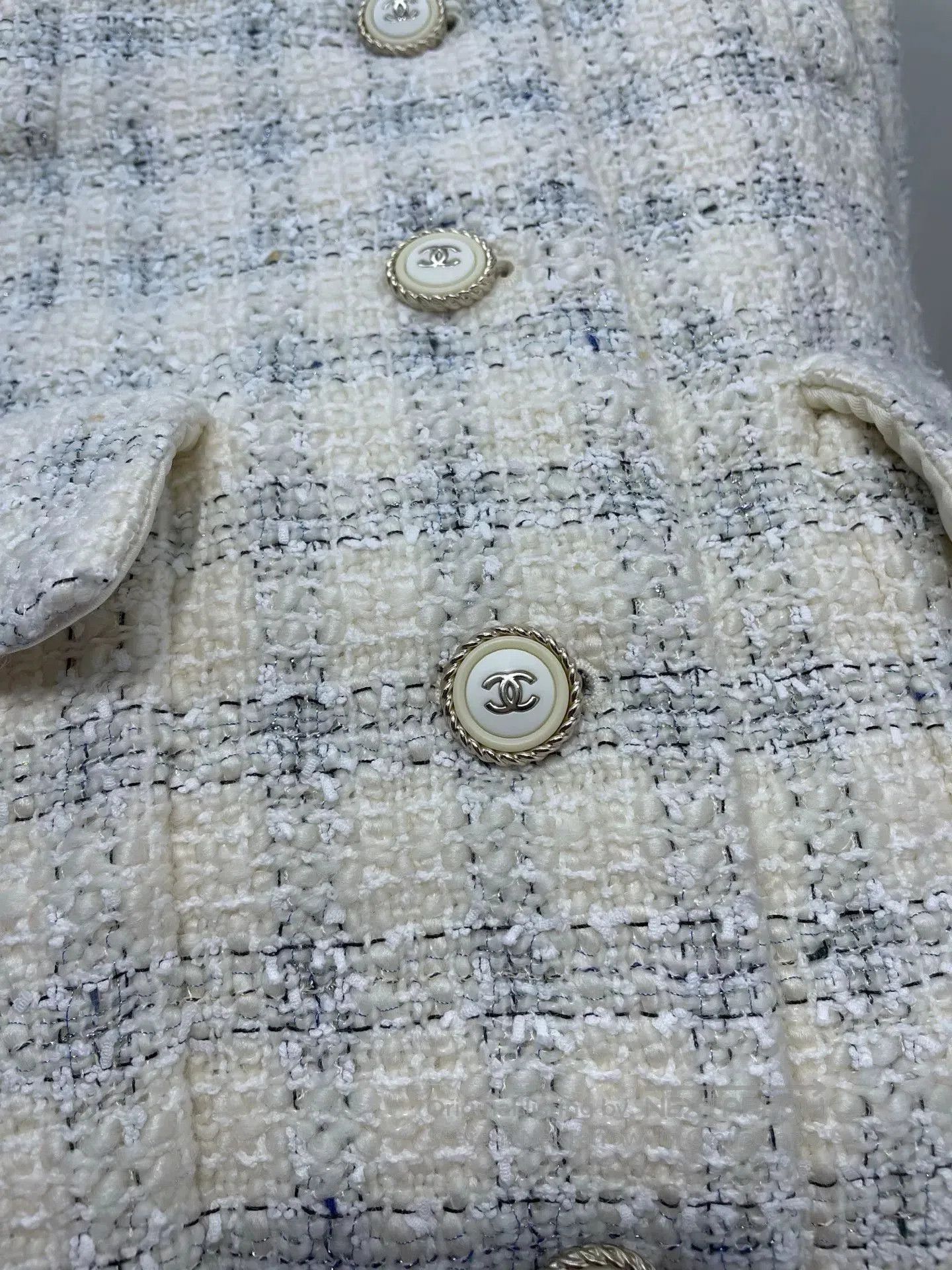 Chanel Chanel Beige Plaid Long Coat. Size XXS / US 00 / IT 34 - 4 Thumbnail