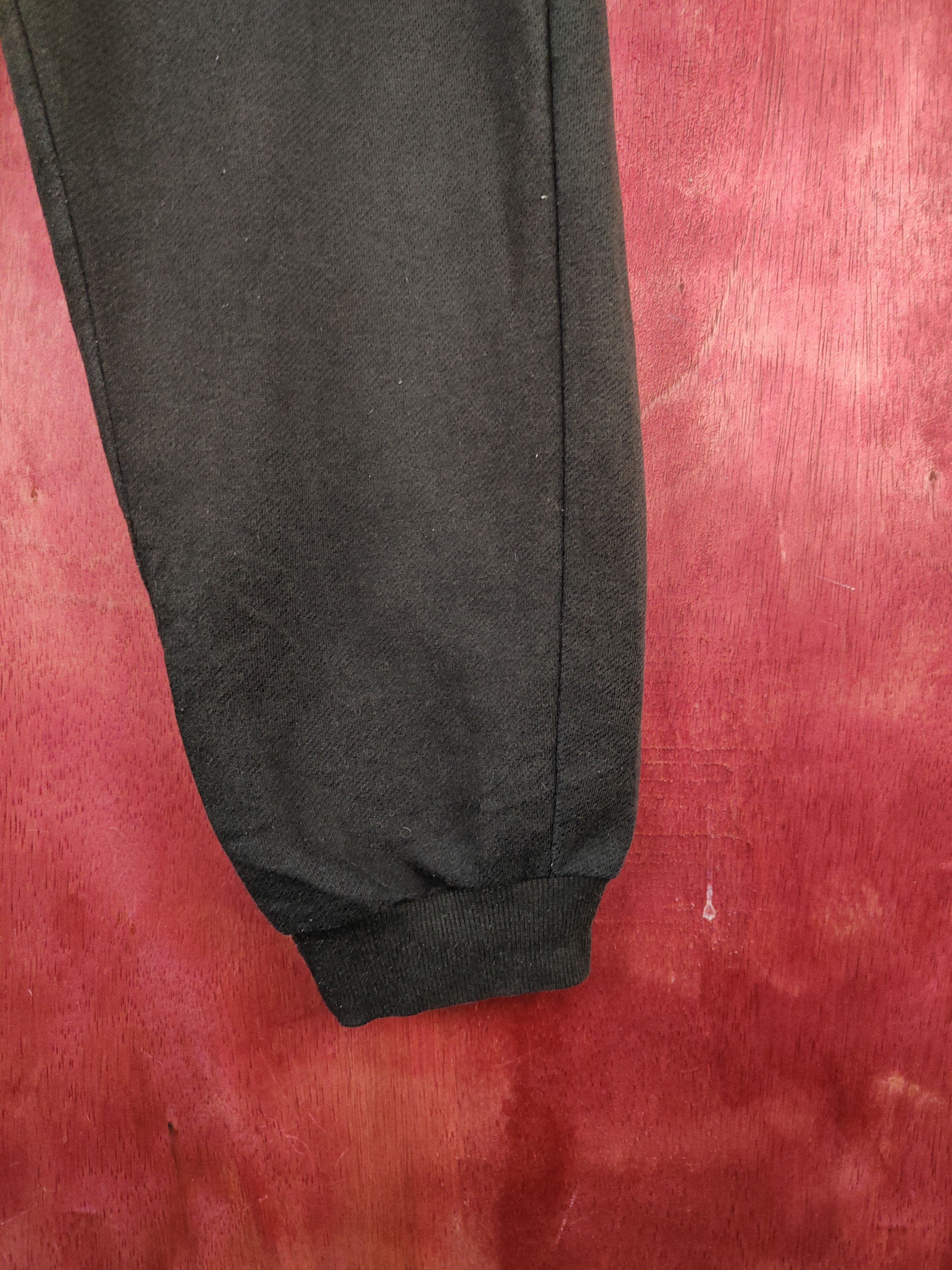Cartoon Network × One Piece × Vintage My Melody Black Sweatpants #S2229 Size 25" / US 0 / IT 36 - 7 Thumbnail