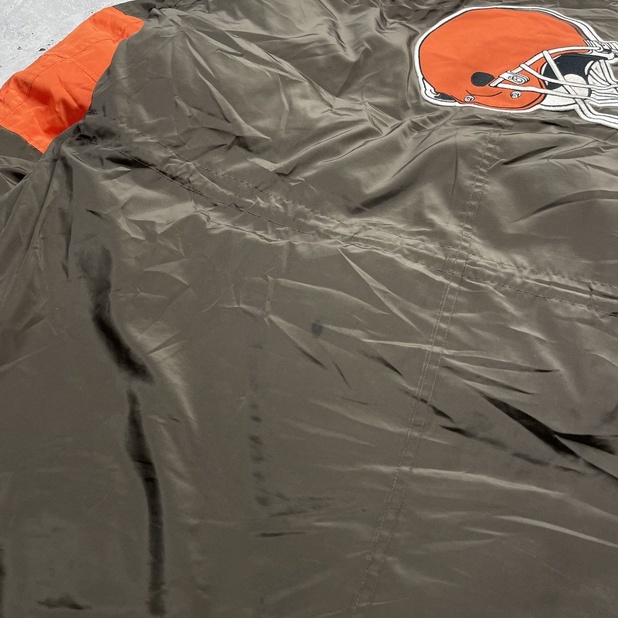 NHL × Vintage Vintage Reebok 90s Cleveland Football Quilted Hooded Jacket Size US XL / EU 56 / 4 - 7 Thumbnail