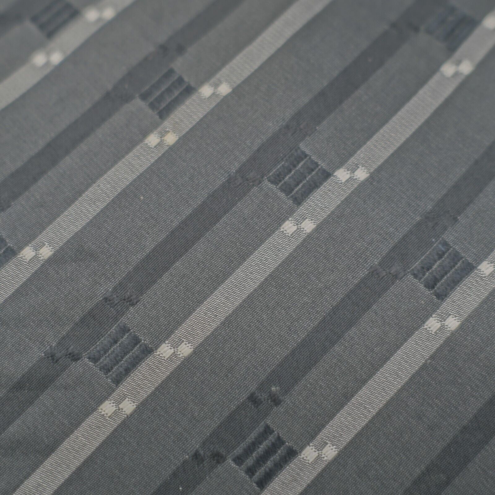 Vintage Barrington Gray Woven Geometric Striped Silver Metallic Wide Size ONE SIZE - 2 Thumbnail