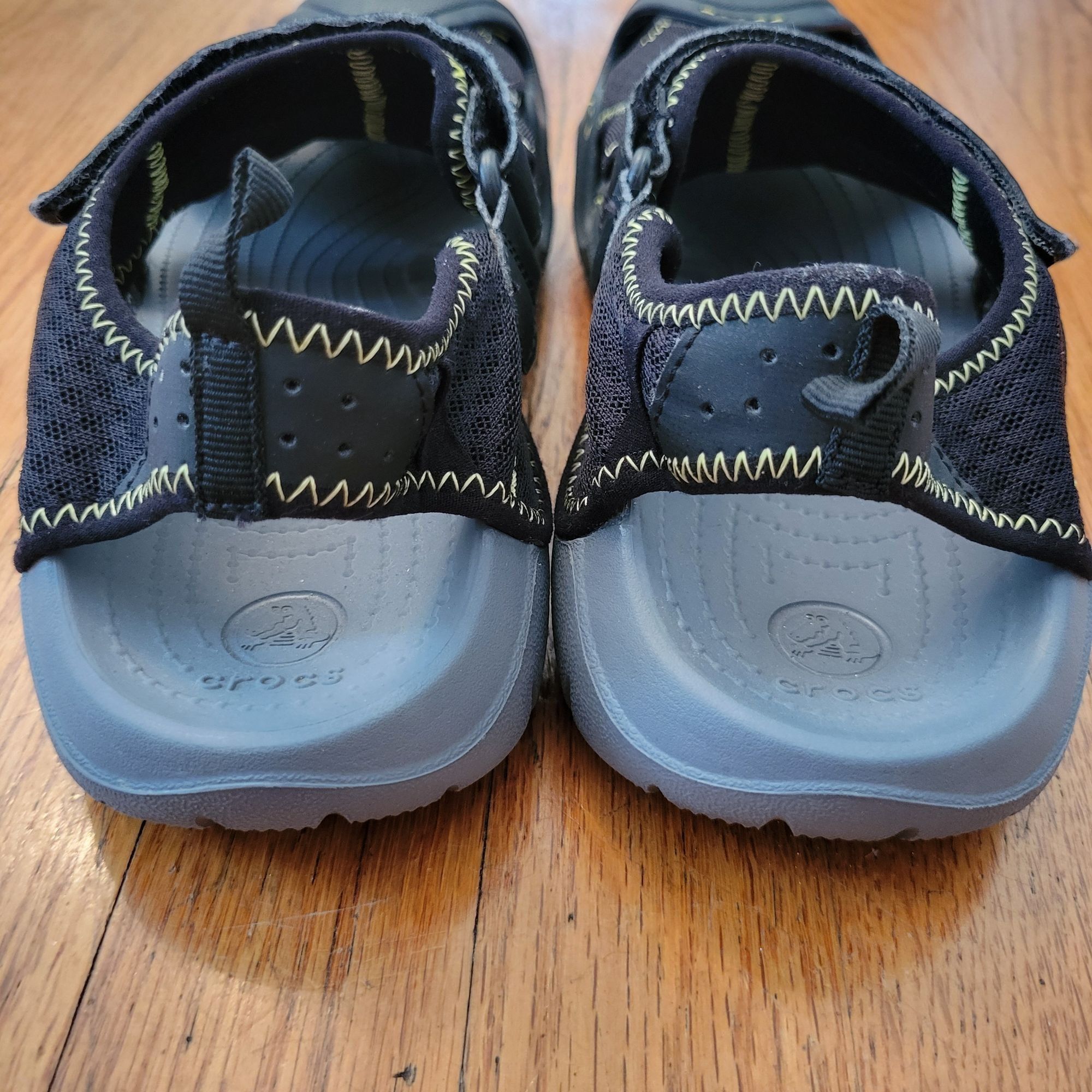 Crocs Crocs Swiftwater Mesh Water Sandals 8 Black Deck Shoes Beach Size US 8 / EU 41 - 3 Thumbnail