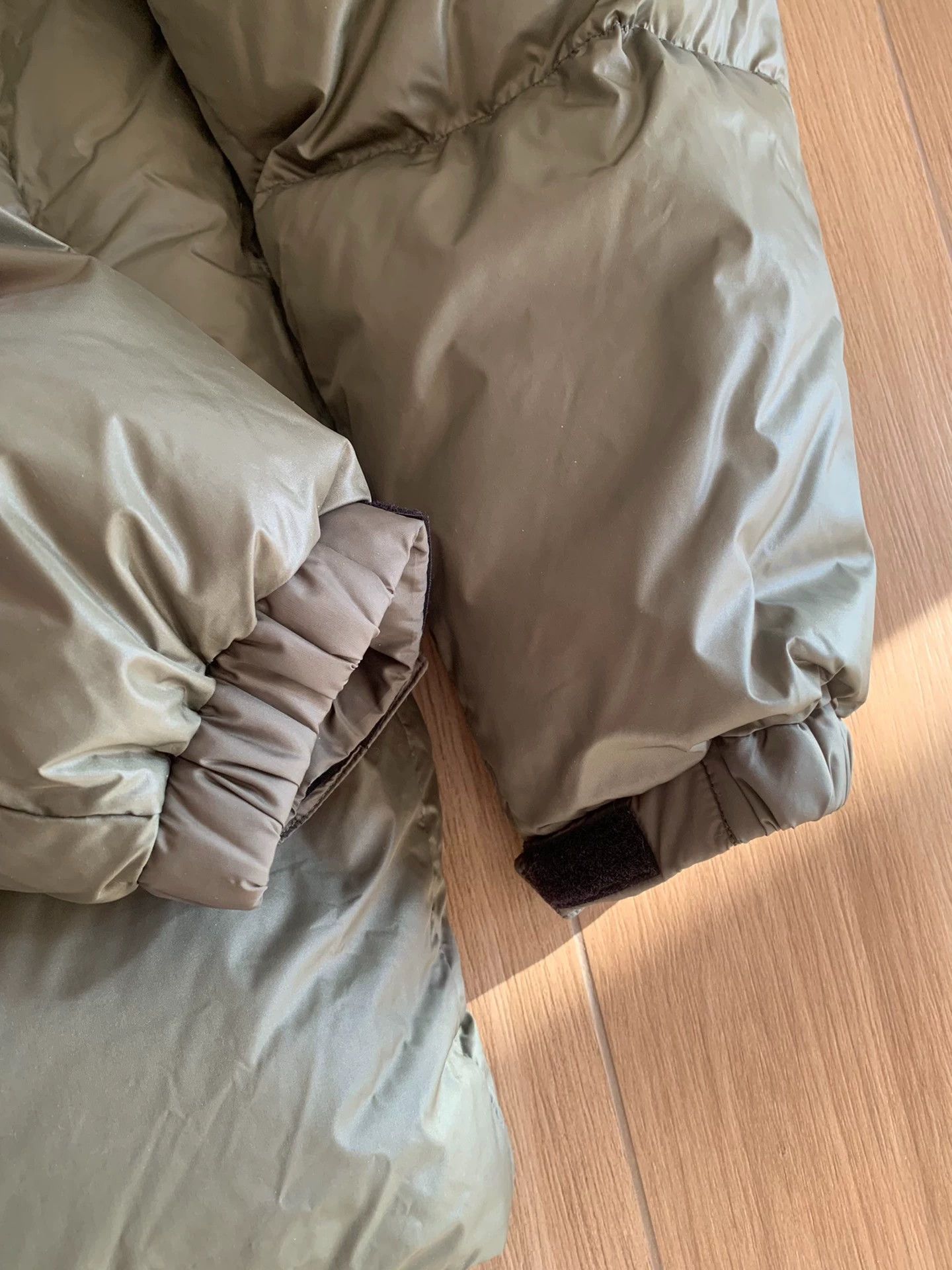 Goldwin Goldwin Lifestyle Down-Filled Warm Jacket GL22721 L (New) Size US L / EU 52-54 / 3 - 6 Thumbnail