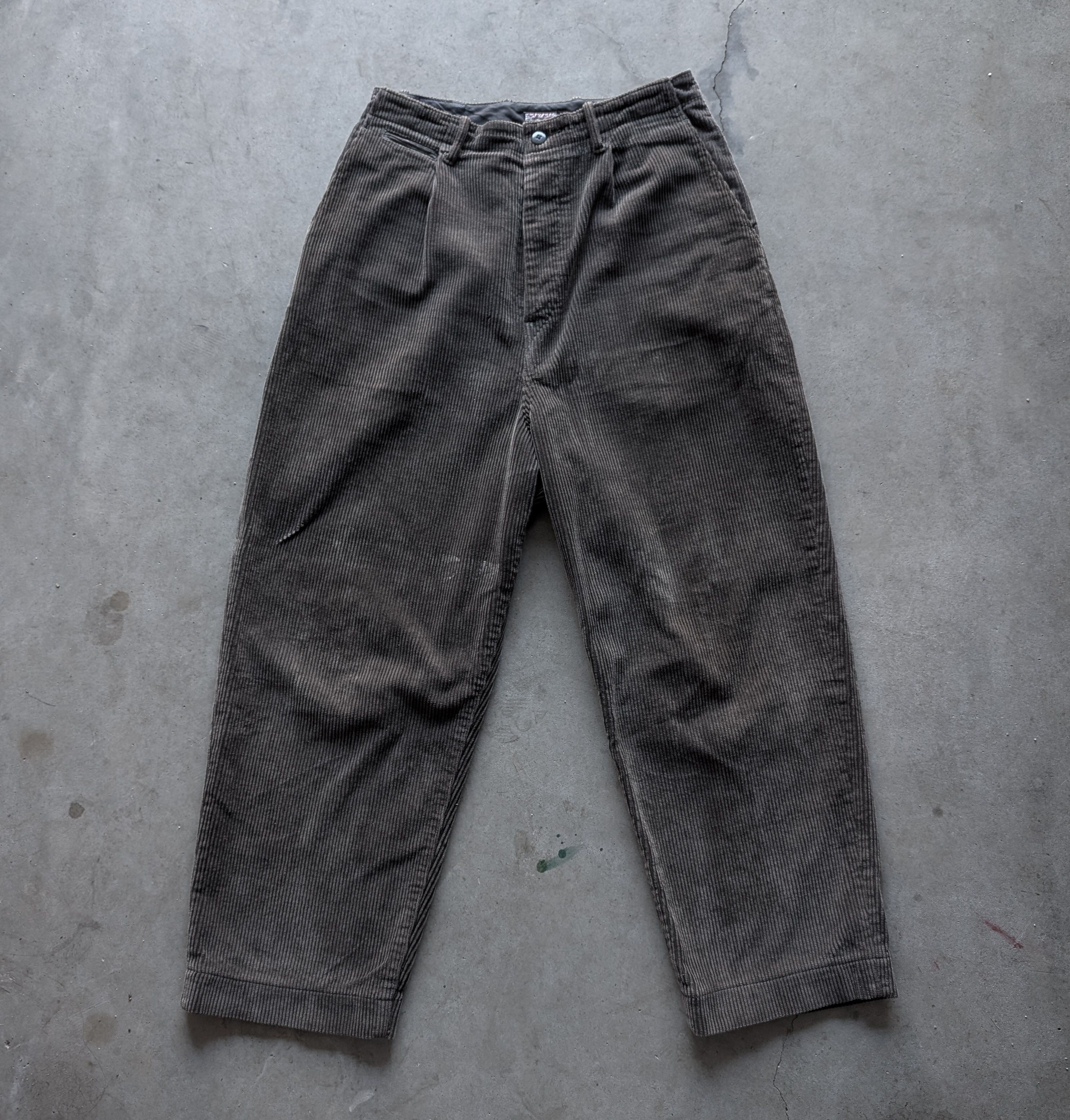 7W Nime Corduroy Pants