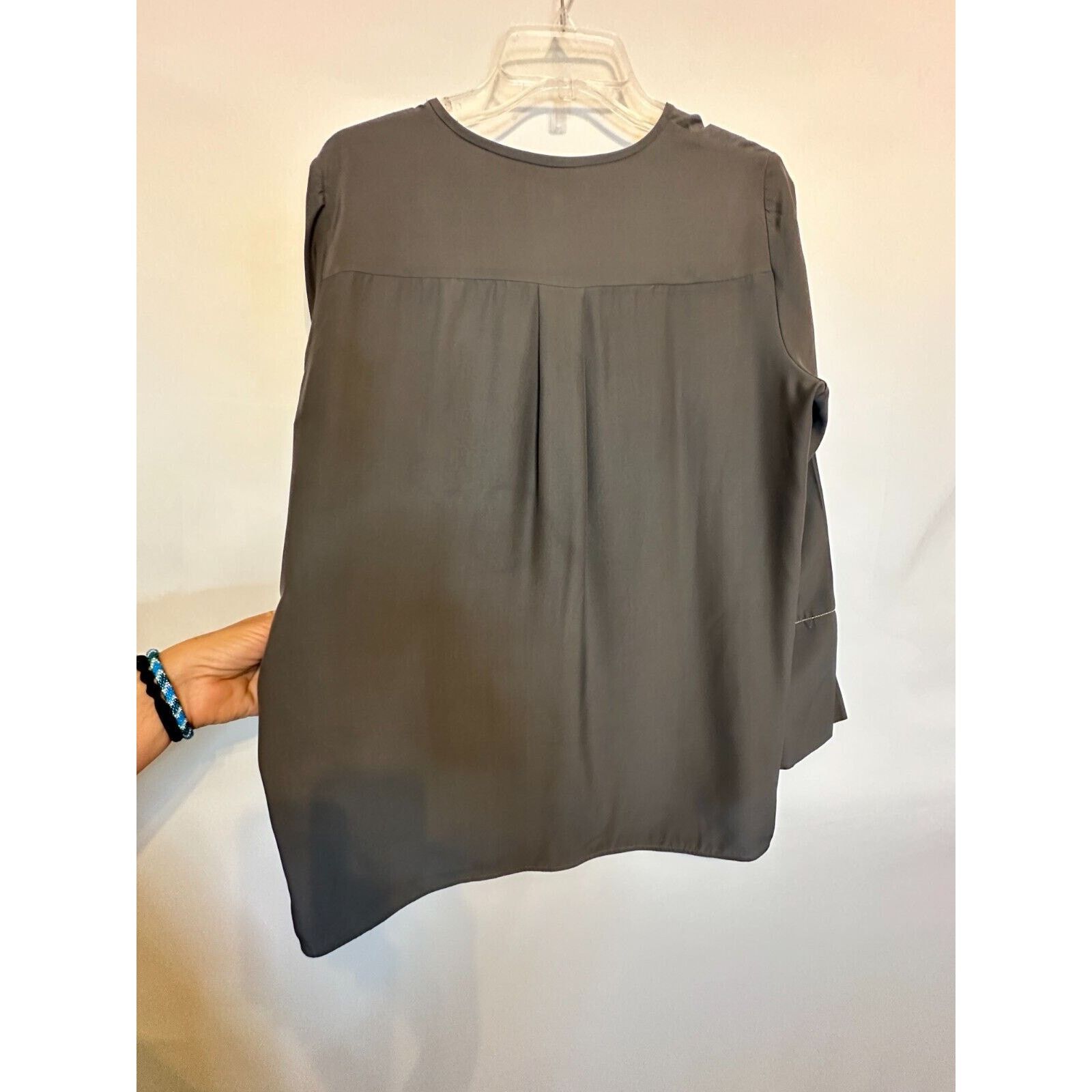 Lafayette 148 Lafayette 148 New York Silk Blouse Silver Dressy Casual Size M / US 6-8 / IT 42-44 - 6 Thumbnail
