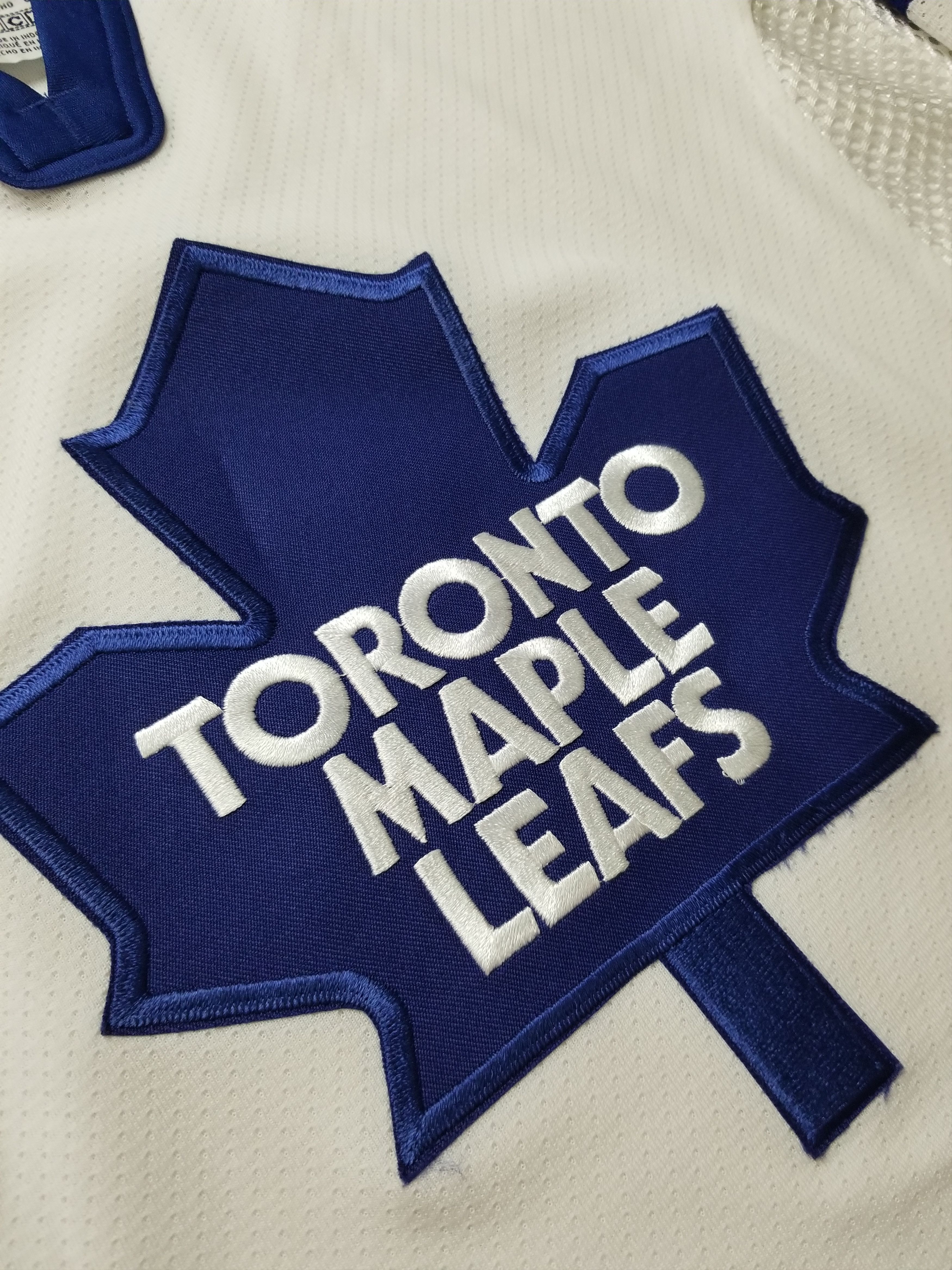Ccm VTG Toronto Maple Leafs CCM NHL Jersey White Size Youth L/XL Size US XS / EU 42 / 0 - 8 Thumbnail