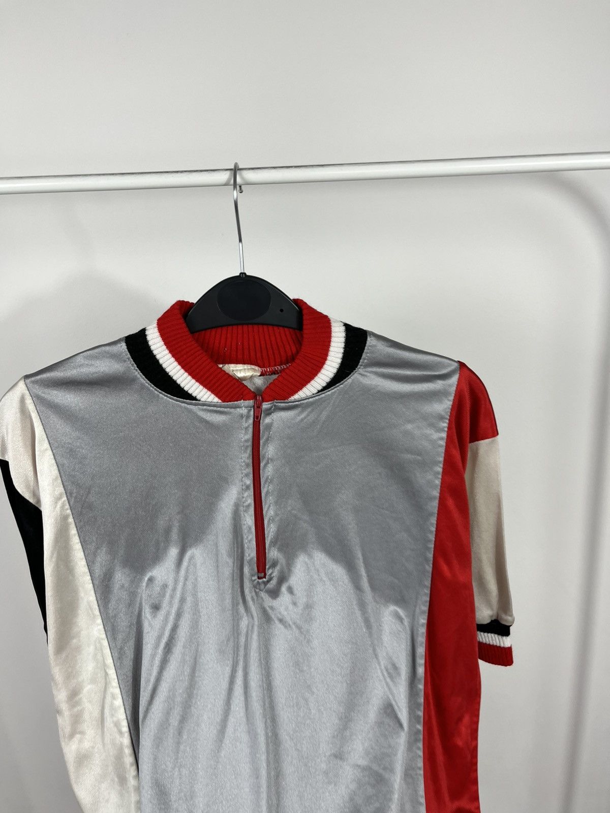 Other Vintage 80s Made in England Cycling Jersey Size L Red Black Size US L / EU 52-54 / 3 - 5 Thumbnail