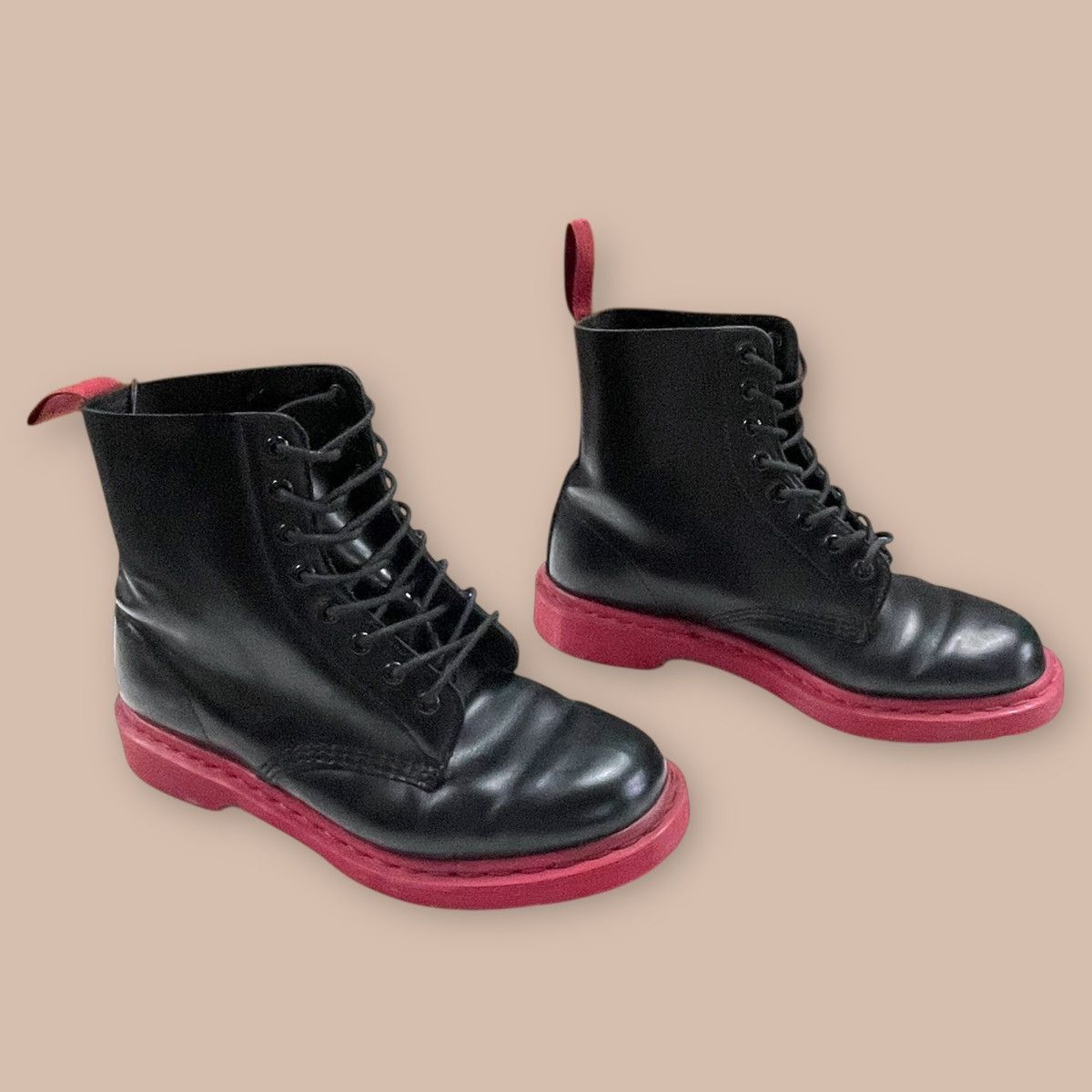 Dr. Martens Dr. Martens® 1460 8 eyelets Black and Red Boots Size US 10 / EU 43 - 6 Thumbnail