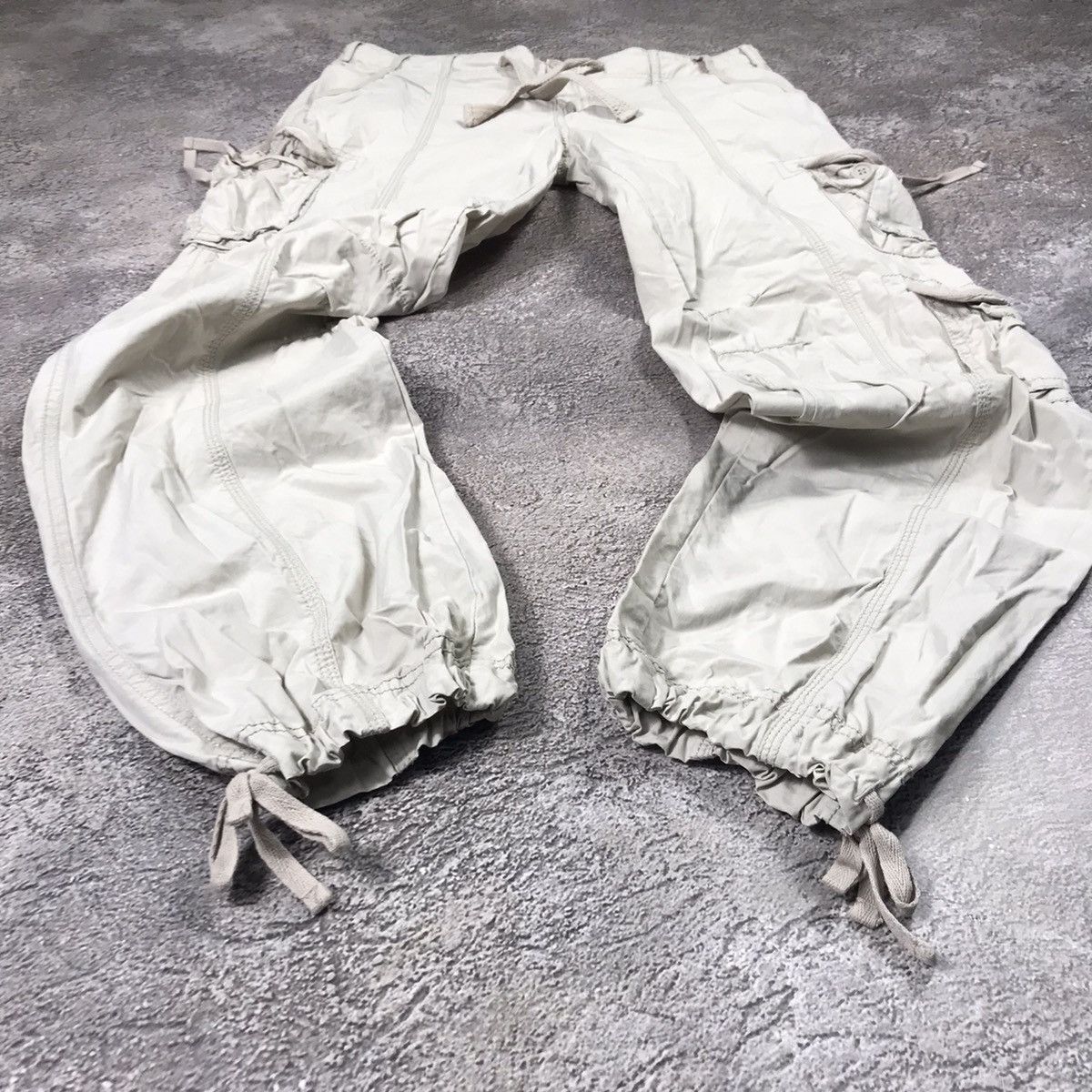 Vintage Vintage 90s Baggy Cargo Pants Parachute Flared Grunge 30 Size 30" / US 8 / IT 44 - 1 Thumbnail