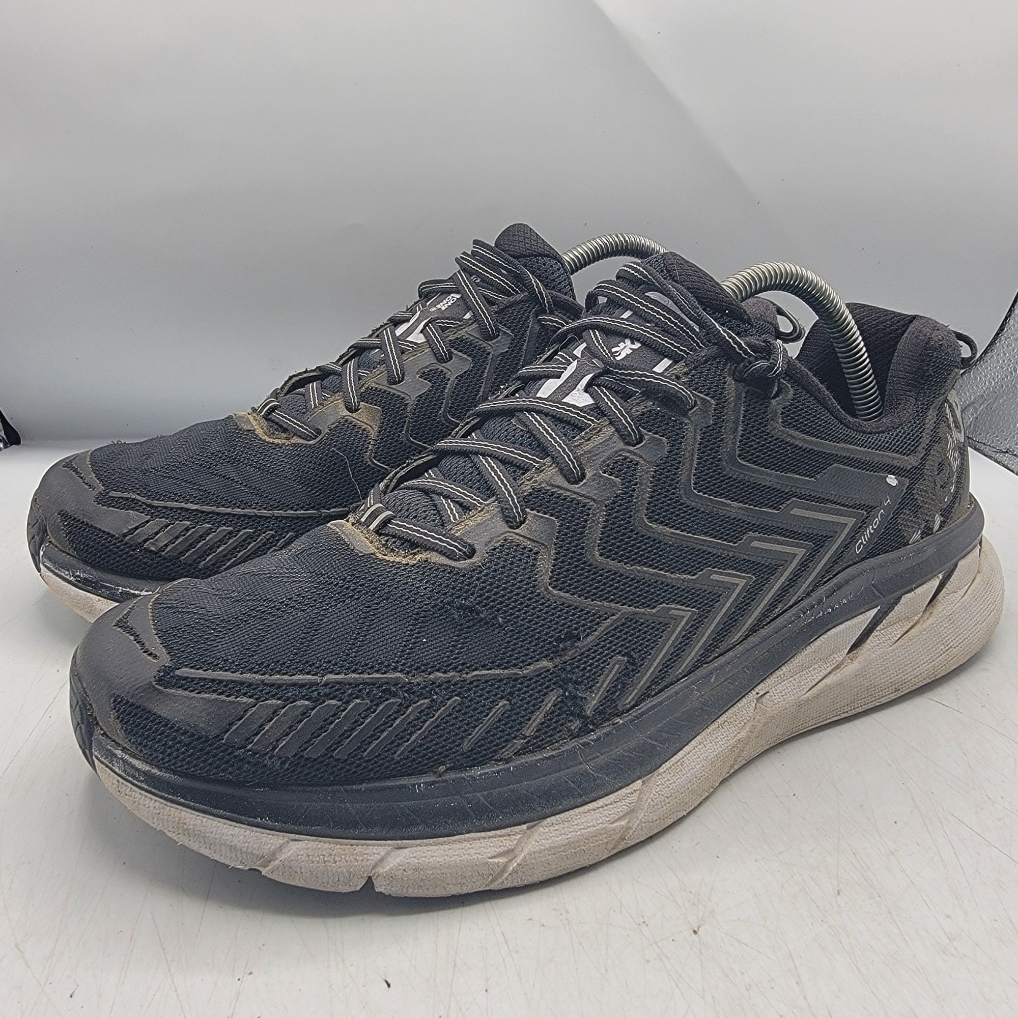 Hoka Hoka One One Clifton 4 Mens 10.5 Black White Athletic Shoes Size US 10.5 / EU 43-44 - 4 Thumbnail
