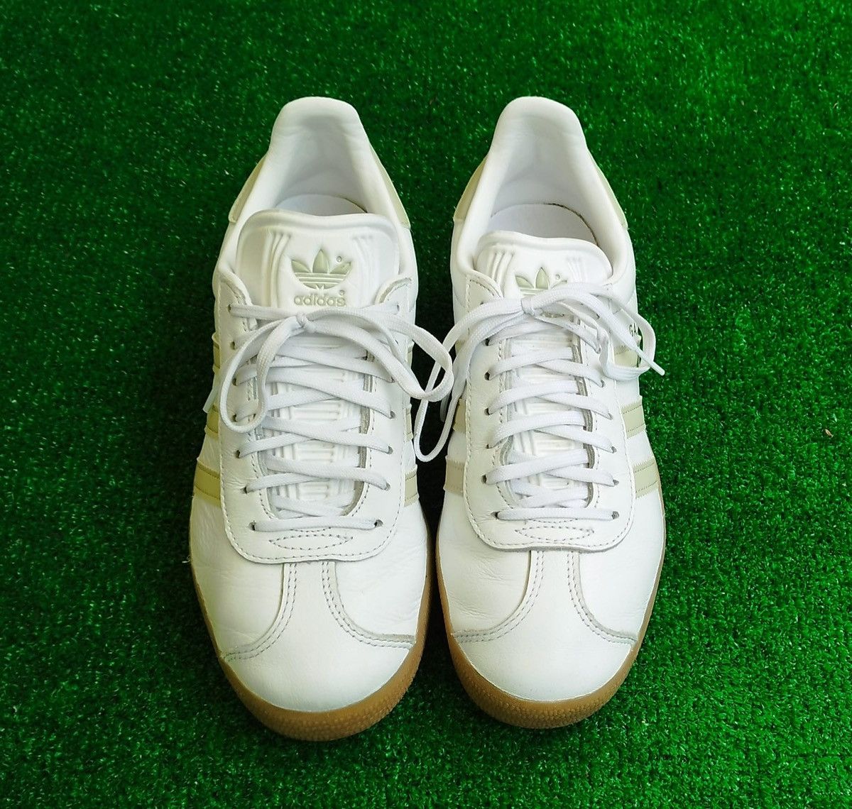 Adidas Adidas Gazelle White #10 Size US 10 / EU 43 - 2 Thumbnail