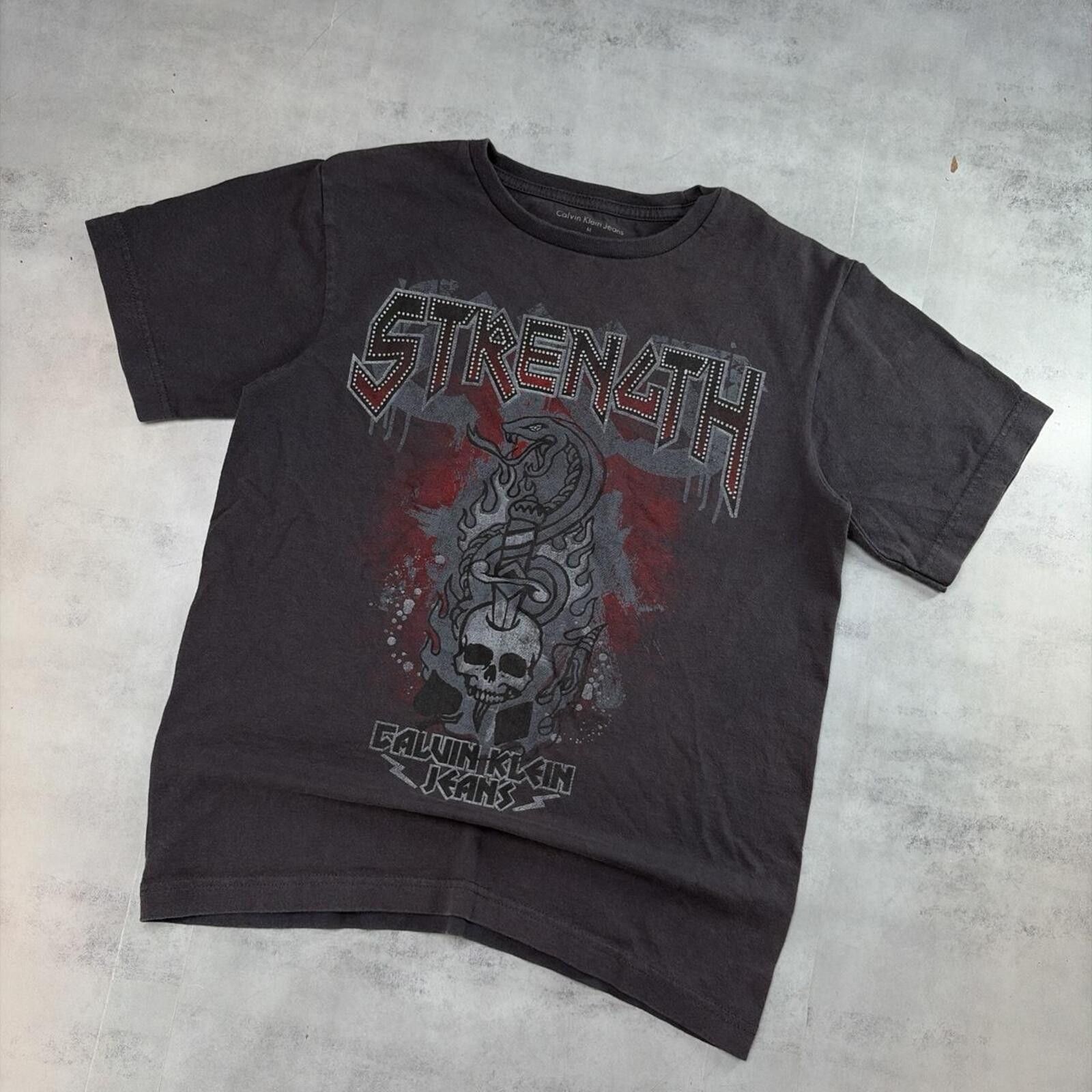 Calvin Klein Y2K Grey Calvin Klein Grunge Gothic Skull Skater T-Shirt Size M / US 6-8 / IT 42-44 - 2 Thumbnail