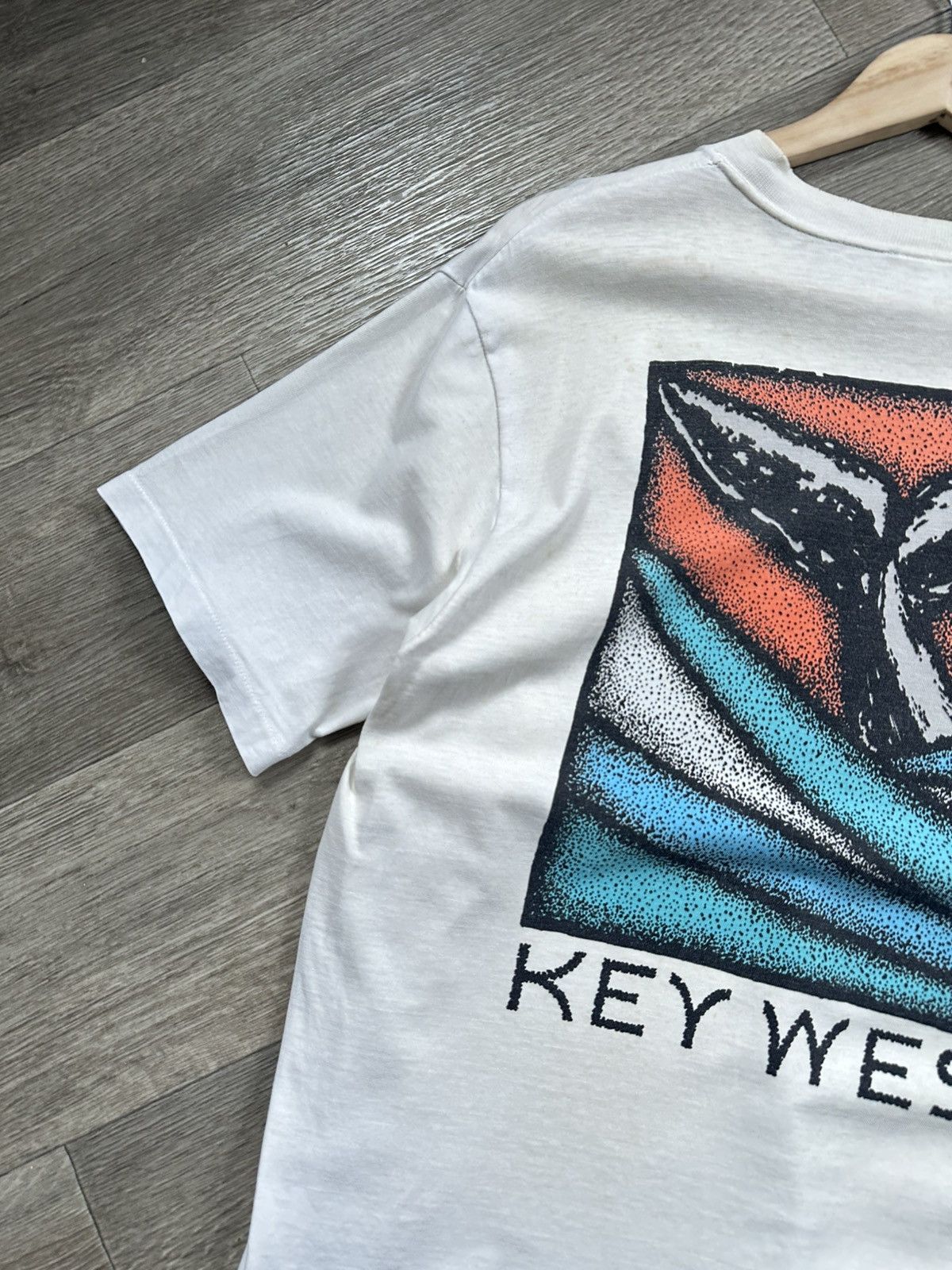 Other 🫧 Vintage 90s Crazy Shirts Key West Whale Tail Art White Size US M / EU 48-50 / 2 - 7 Thumbnail