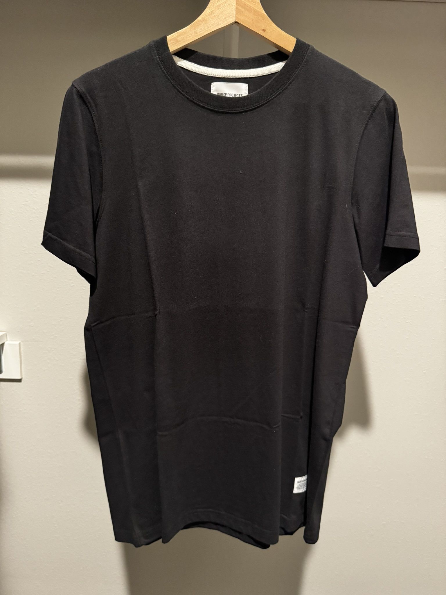 Norse Projects Niels Basic SS Size US M / EU 48-50 / 2 - 1 Thumbnail