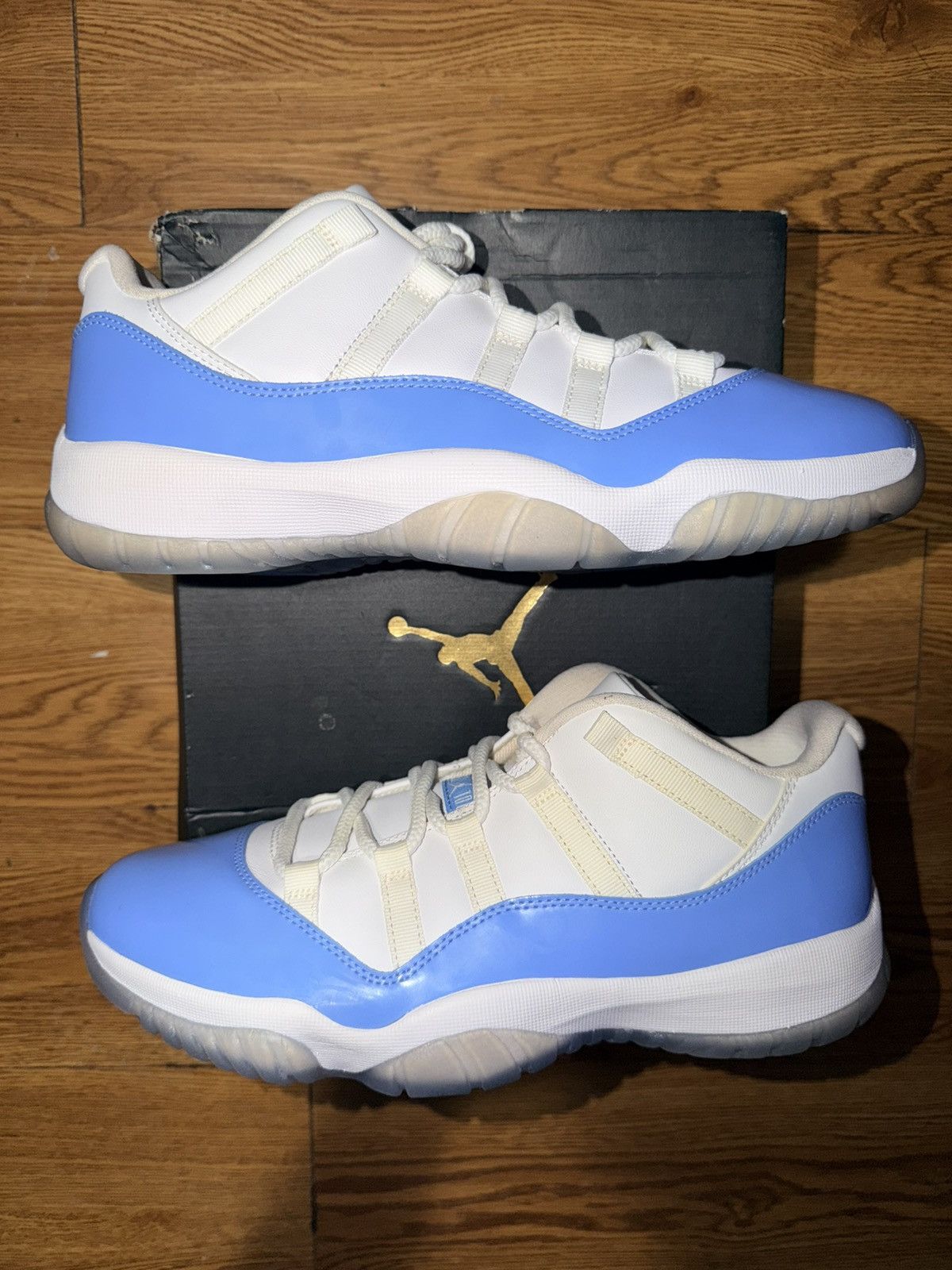 Jordan Brand Jordan 11 Retro Low University Blue (2017) Size 10 Men’s Size US 10 / EU 43 - 1 Thumbnail
