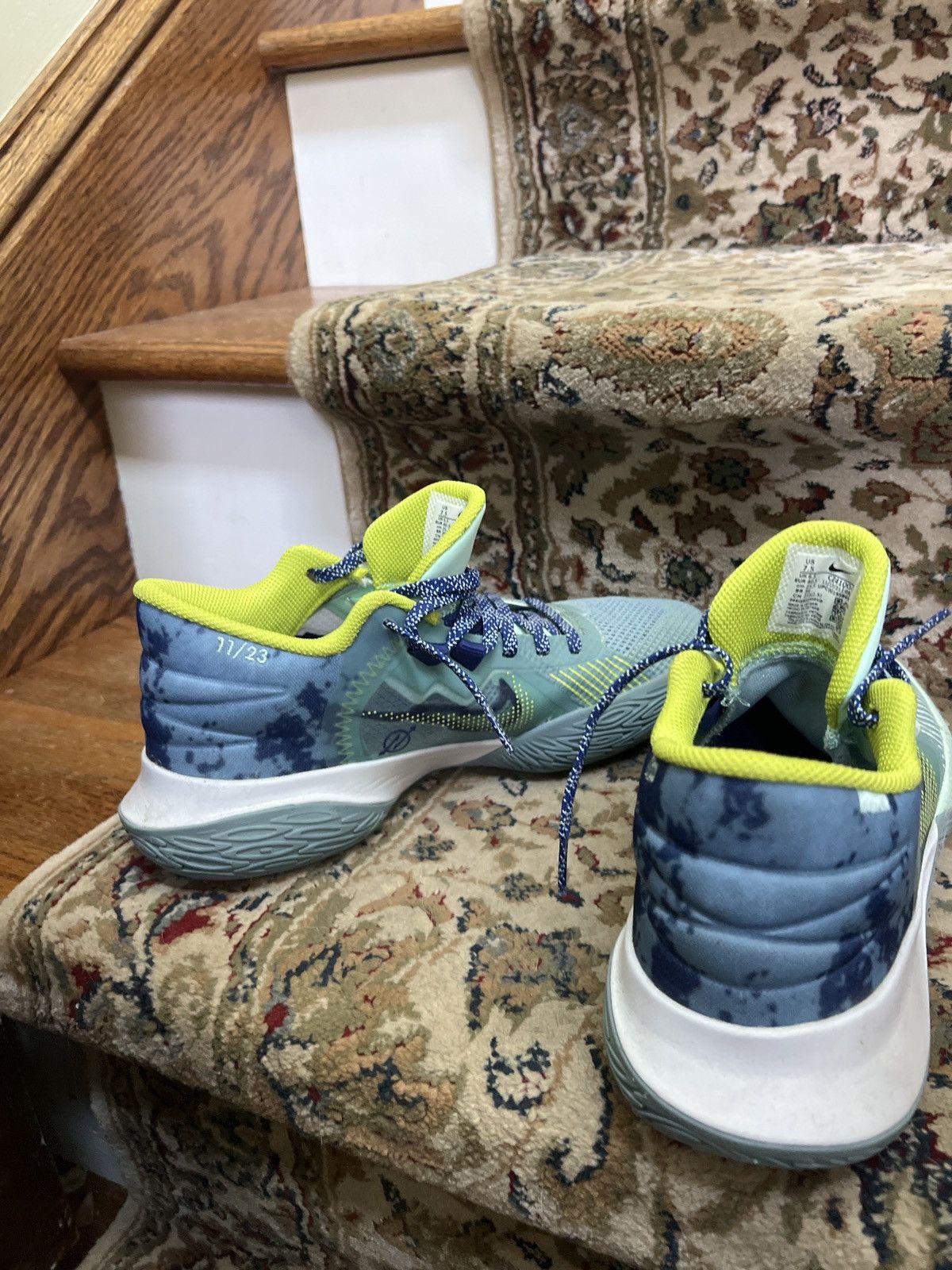 Nike Rare Kyrie 5 Size US 7.5 / EU 40-41 - 5 Thumbnail
