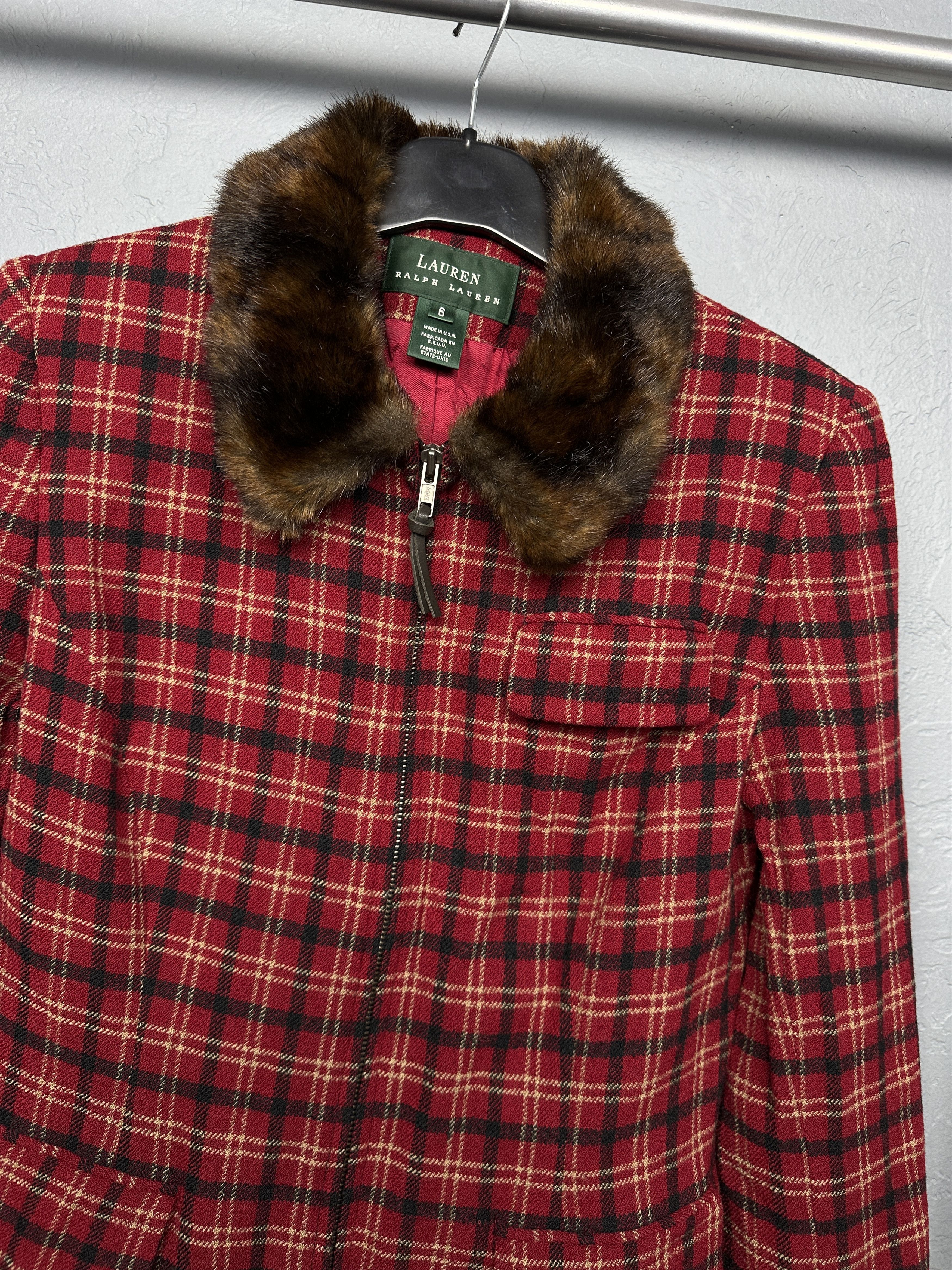 Polo Ralph Lauren Polo Ralph Lauren Vintage Womens Wool Coat Jacket Fur Collar Size M / US 6-8 / IT 42-44 - 2 Thumbnail