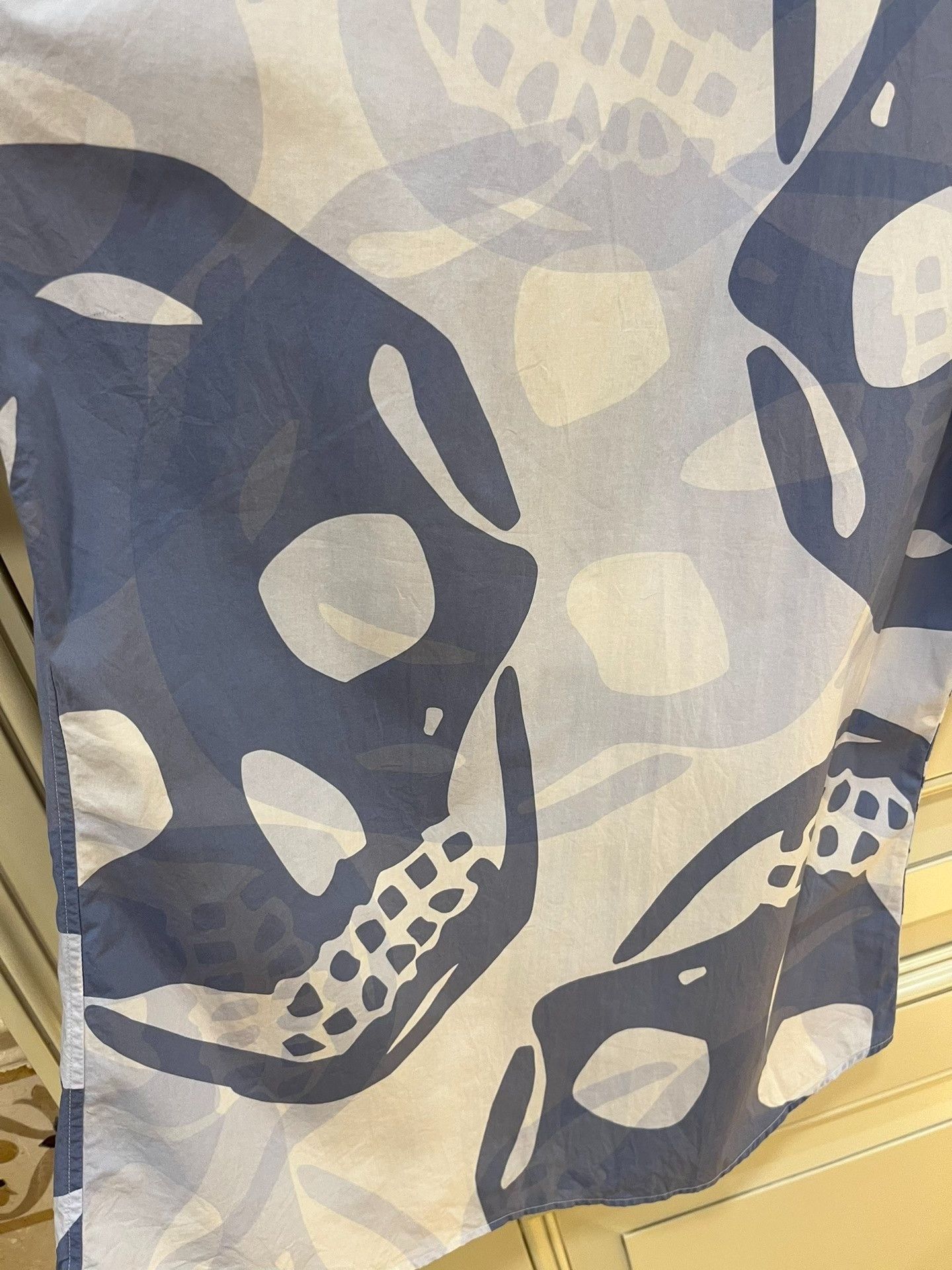 Alexander McQueen Alexander McQueen Skull Print Short Sleeve Shirt Size US S / EU 44-46 / 1 - 9 Thumbnail