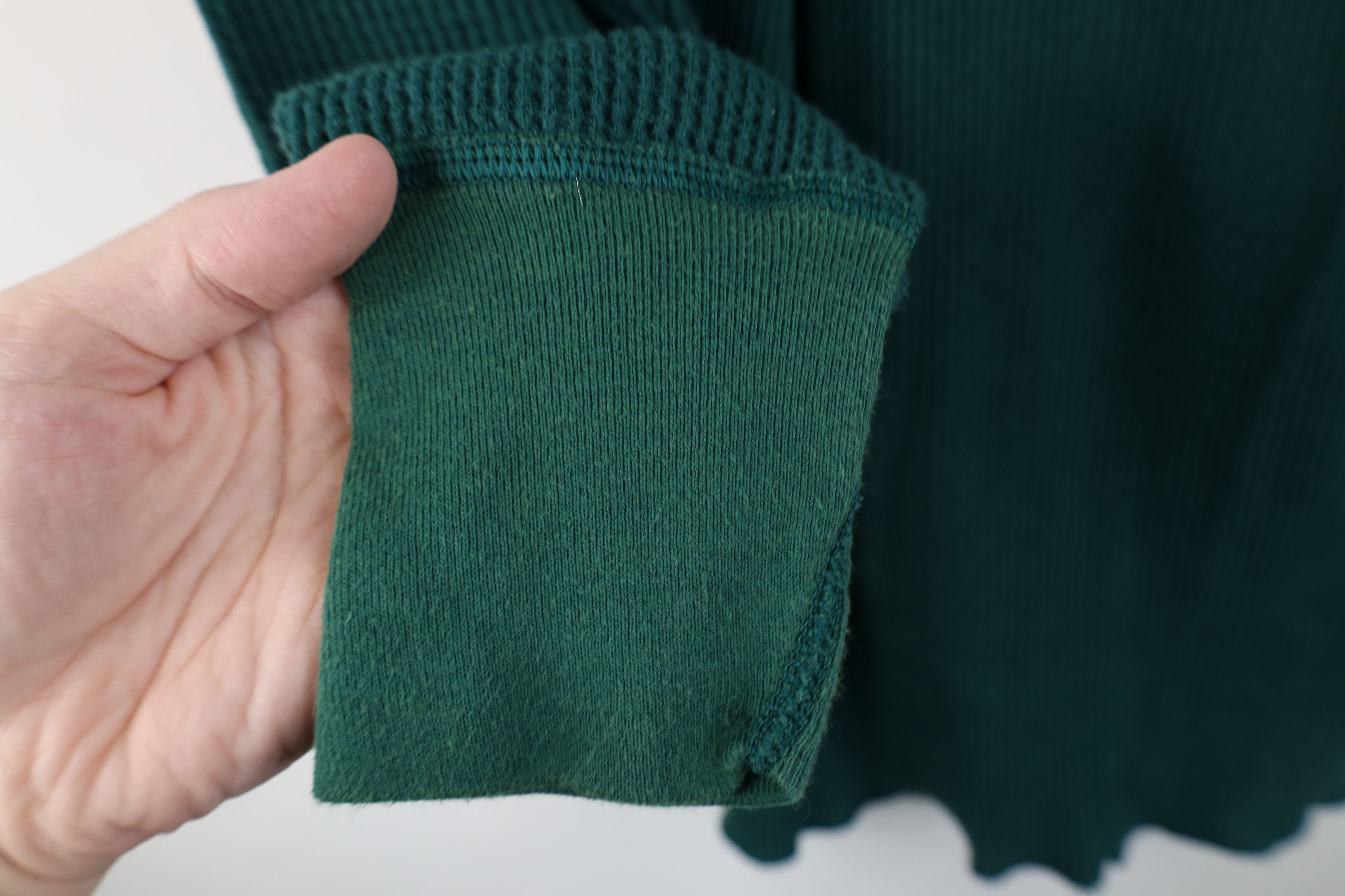 Vintage Vintage 90s Streetwear Waffle Knit Henley T-Shirt Green USA Size US XL / EU 56 / 4 - 6 Thumbnail