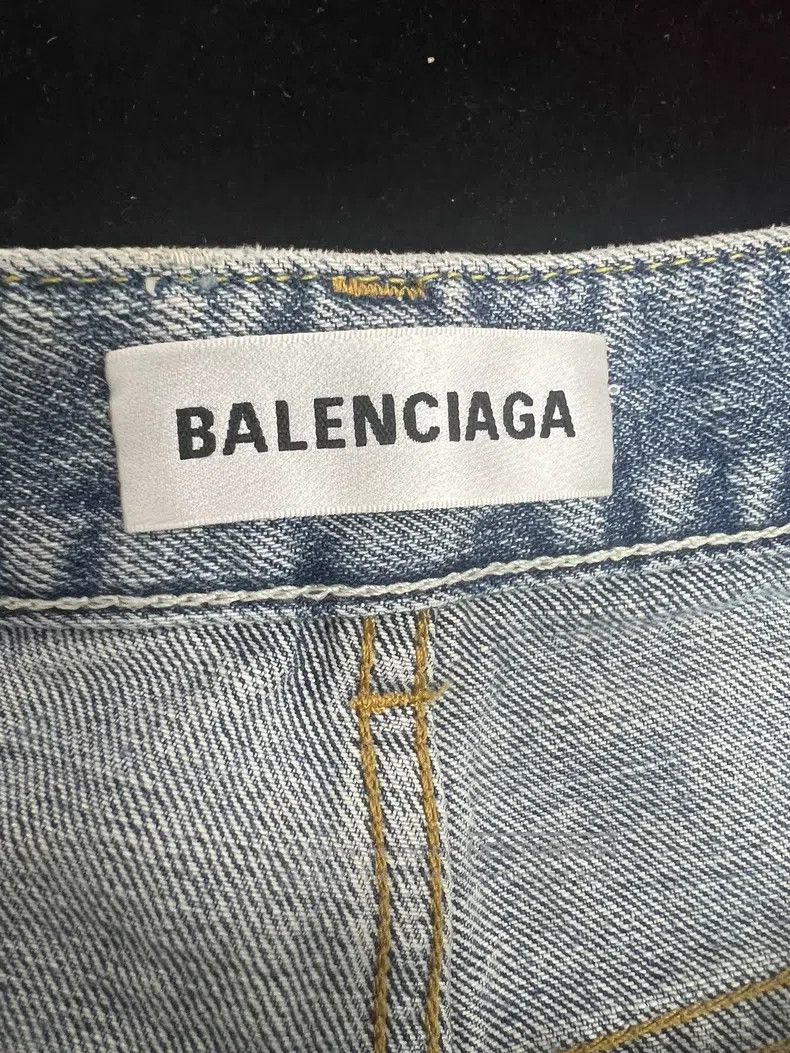 Balenciaga Balenciaga Denim shorts, size 28, blue Size 28" / US 6 / IT 42 - 4 Thumbnail