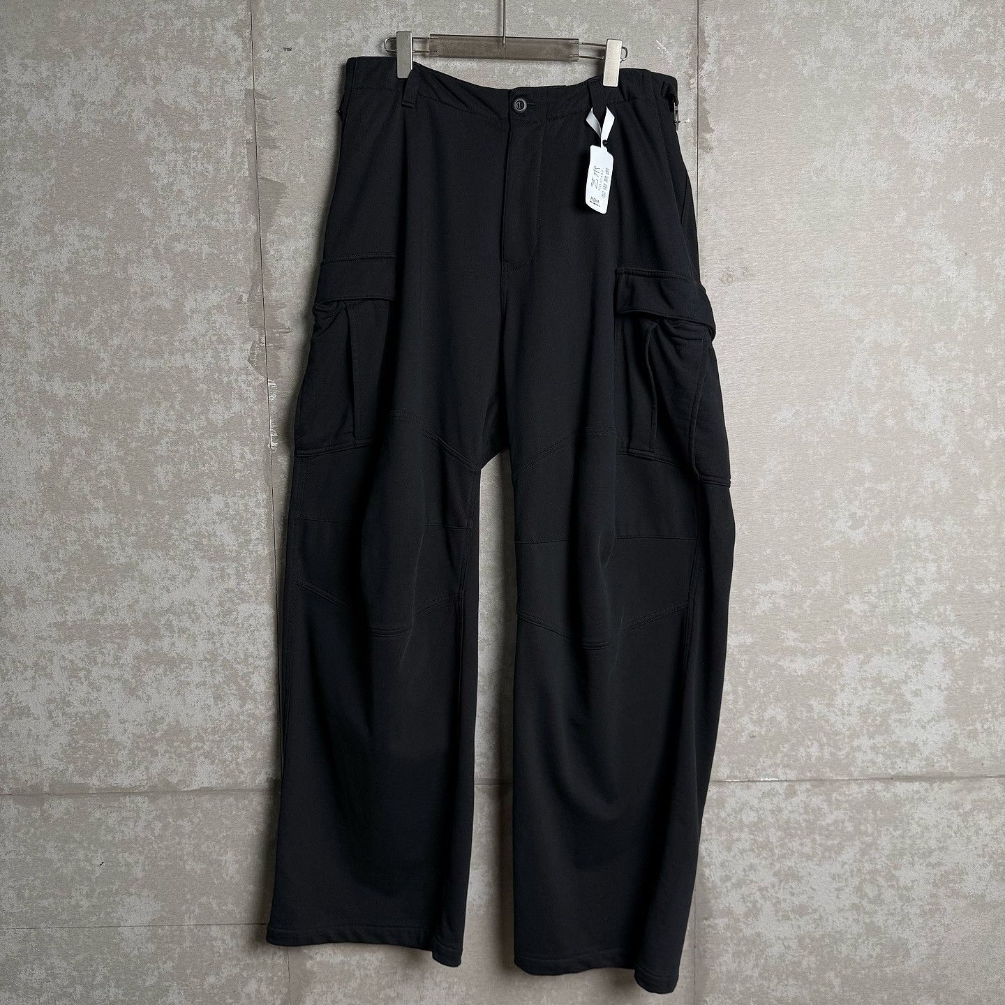 Balenciaga Balenciaga FW23 Flared Cargo Pants Black Size L BNWT 