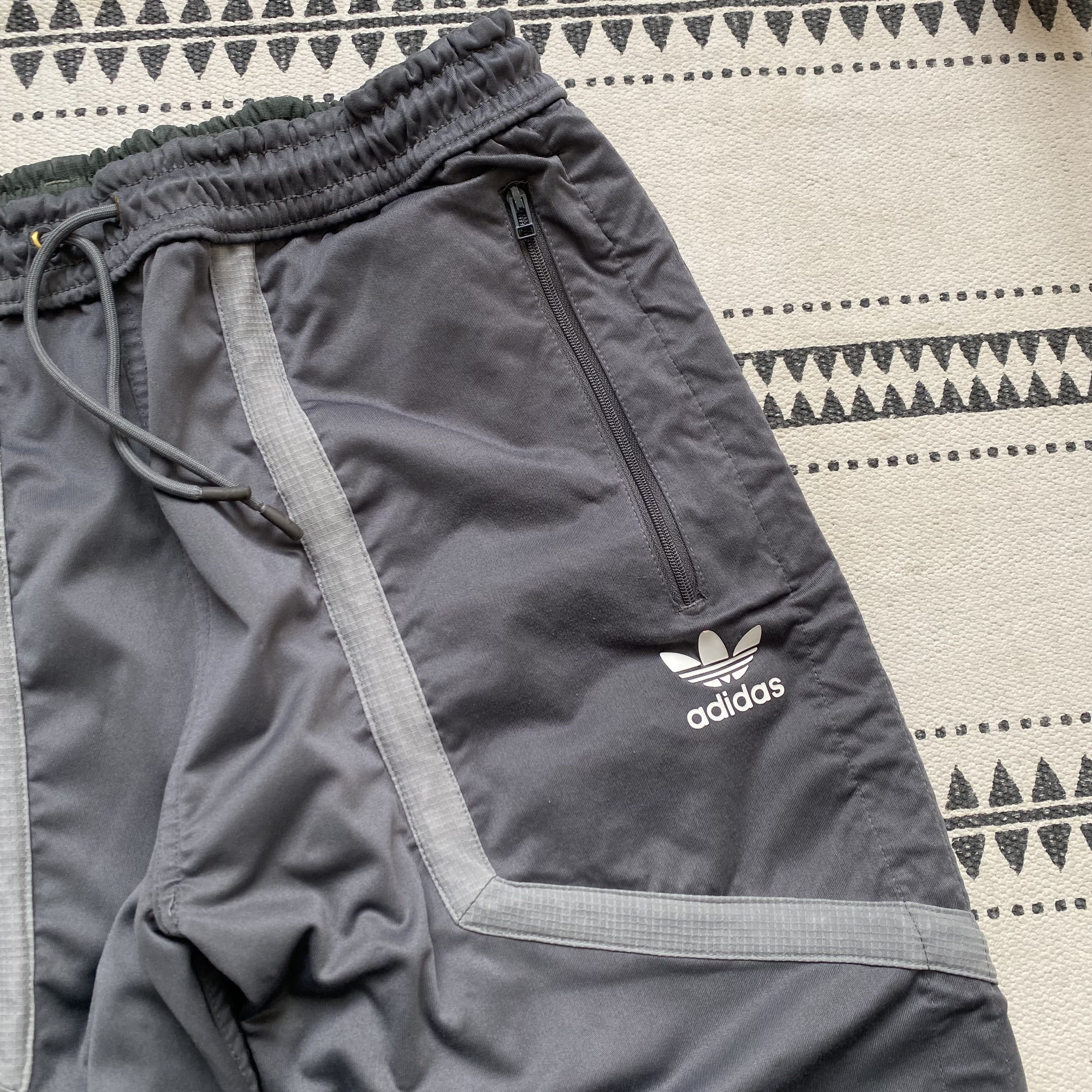 Adidas Adidas 2in1 Nylon Track pants jogger Vintage stye Drill Size US 32 / EU 48 - 10 Thumbnail