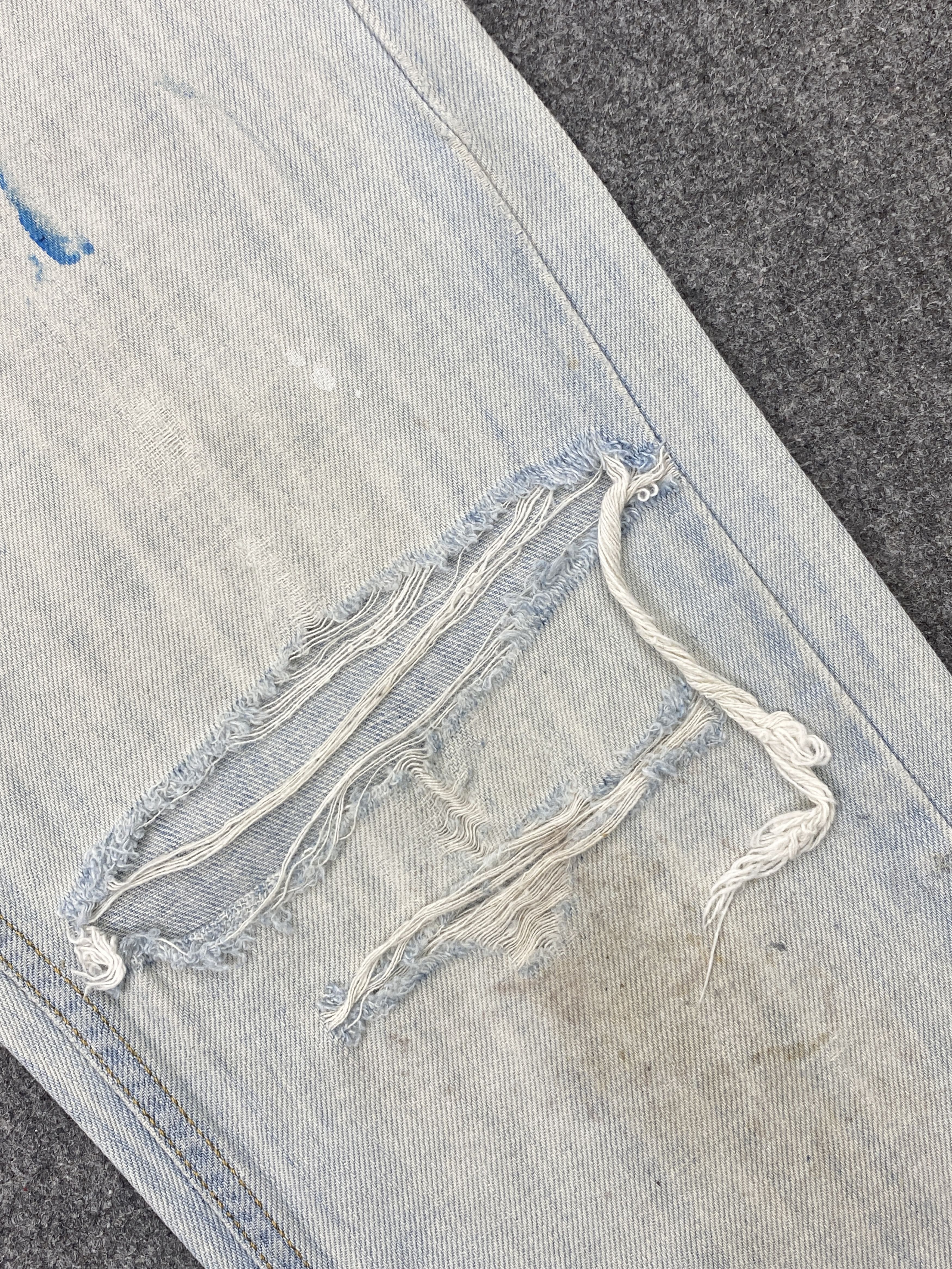 Levi's × Vintage Distressed Light Washed Vintage Levi's 527 Bootcut Jeans Size US 34 / EU 50 - 8 Thumbnail
