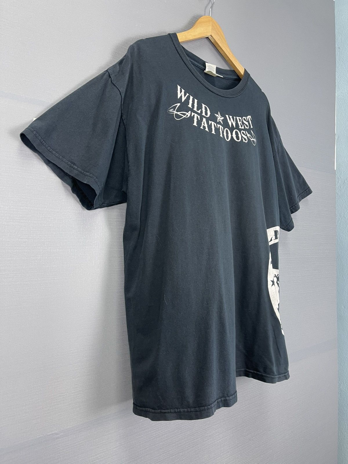 Vintage Vintage Wild West Tattoo T-Shirt Size US XL / EU 56 / 4 - 4 Thumbnail