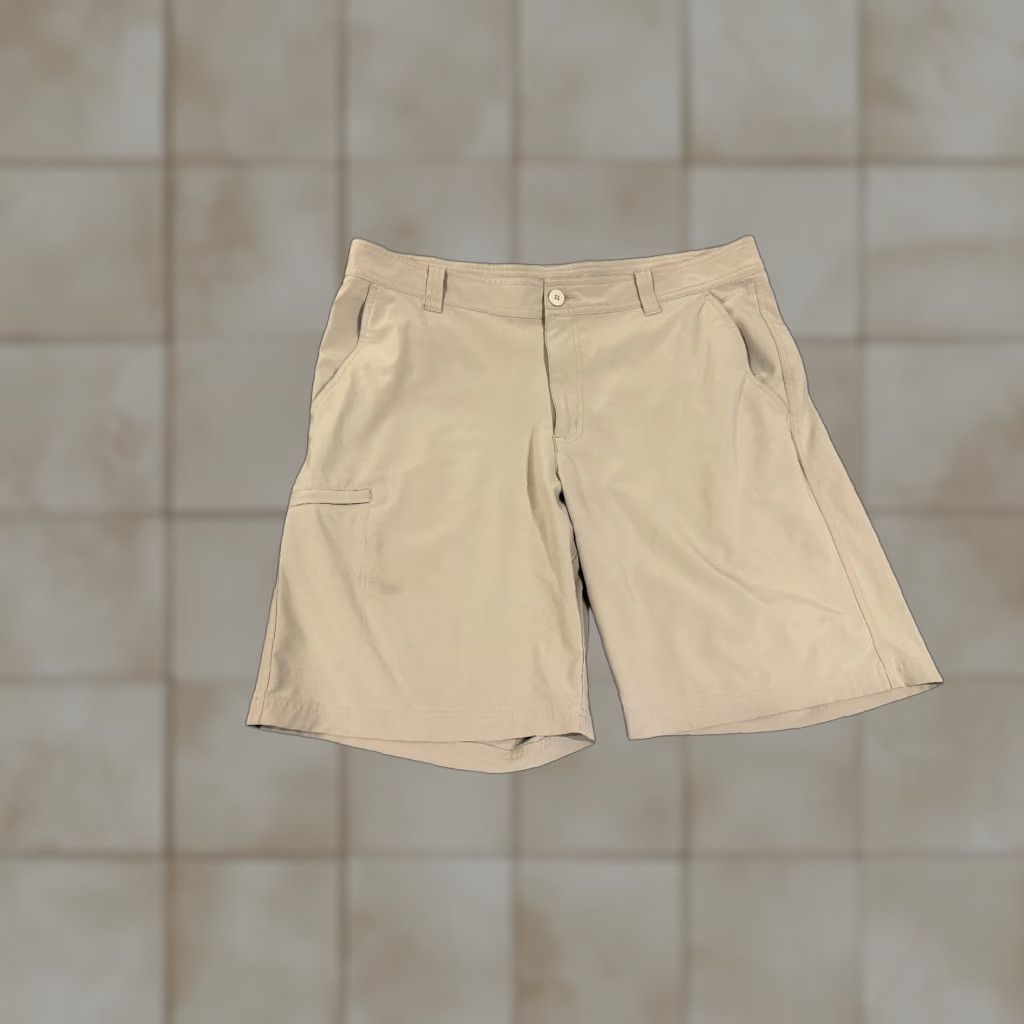 Tori Richard Columbia Shorts Mens 34 Tan Omni Shield Outdoor Hiking Fishing Lightweight Shirt? Size US 34 / EU 50 - 1 Thumbnail