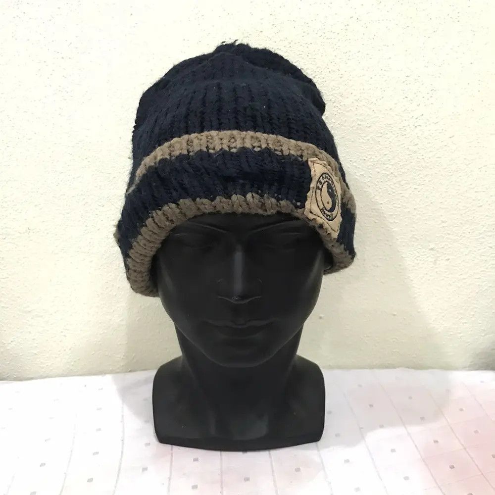 Vintage T&C Surf Hawaii Big Logo Beanie Hat Size ONE SIZE - 3 Thumbnail