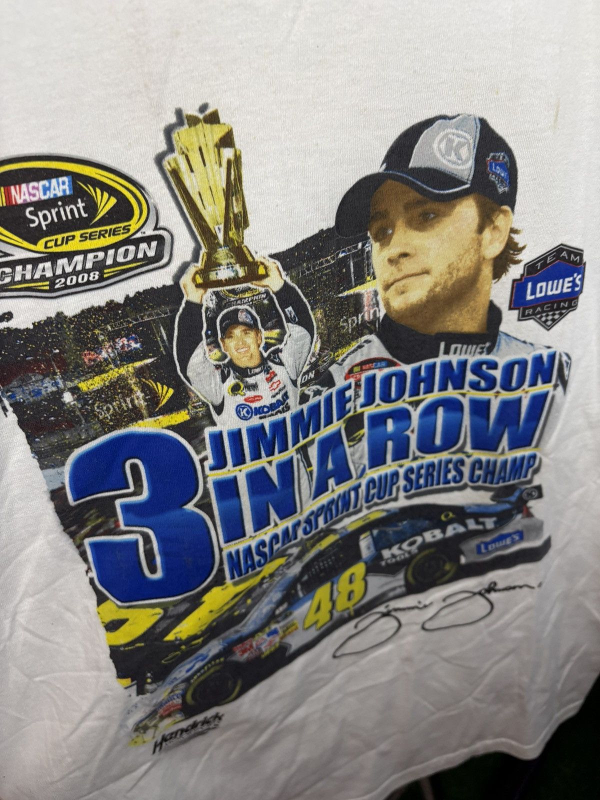 Chase Authentics × NASCAR × Vintage 2008 NASCAR Jimmie Johnson 3 Peat T-Shirt Size US M / EU 48-50 / 2 - 3 Thumbnail