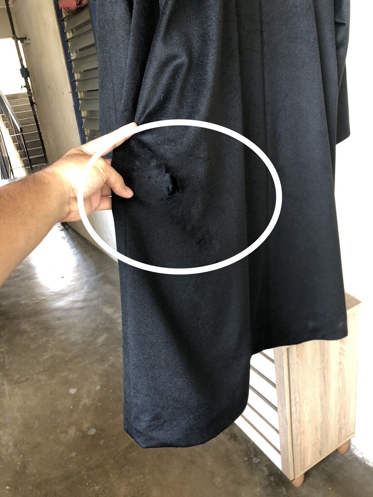 Balmain Authentic Balmain Paris Cashmere Distressed Long Coat Size L / US 10 / IT 46 - 20 Thumbnail