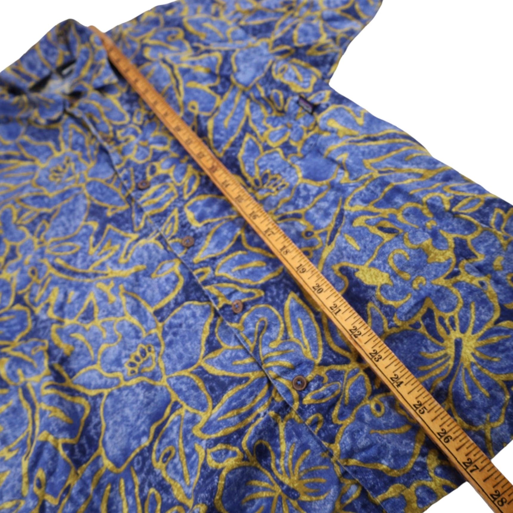 Patagonia VINTAGE Patagonia Organic Cotton Mens Small Floral Hawaiian Shirt Blue Size US S / EU 44-46 / 1 - 8 Thumbnail