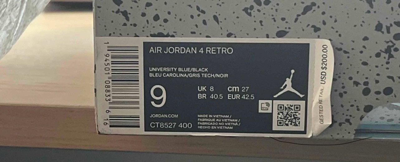Nike Jordan 4 UNC Used Size US 9.5 / EU 42-43 - 6 Thumbnail