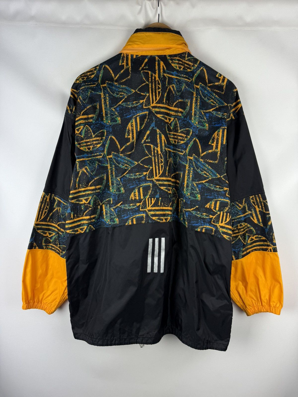 Adidas × Vintage Adidas VTG Overprinted Packable Light Windbreaker Jacket Size US M / EU 48-50 / 2 - 10 Thumbnail