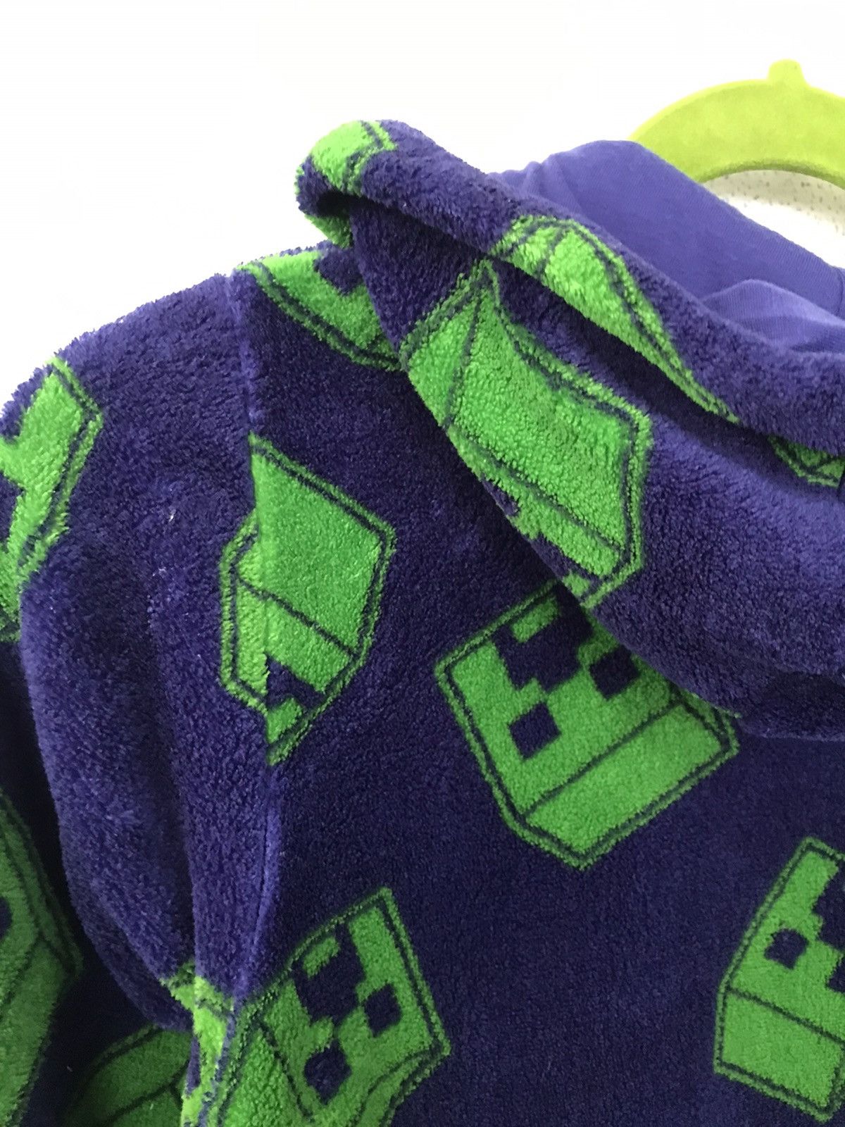 LEGO Lego X Rebel Minecraft Bath Robe Kids Size Size US S / EU 44-46 / 1 - 9 Thumbnail