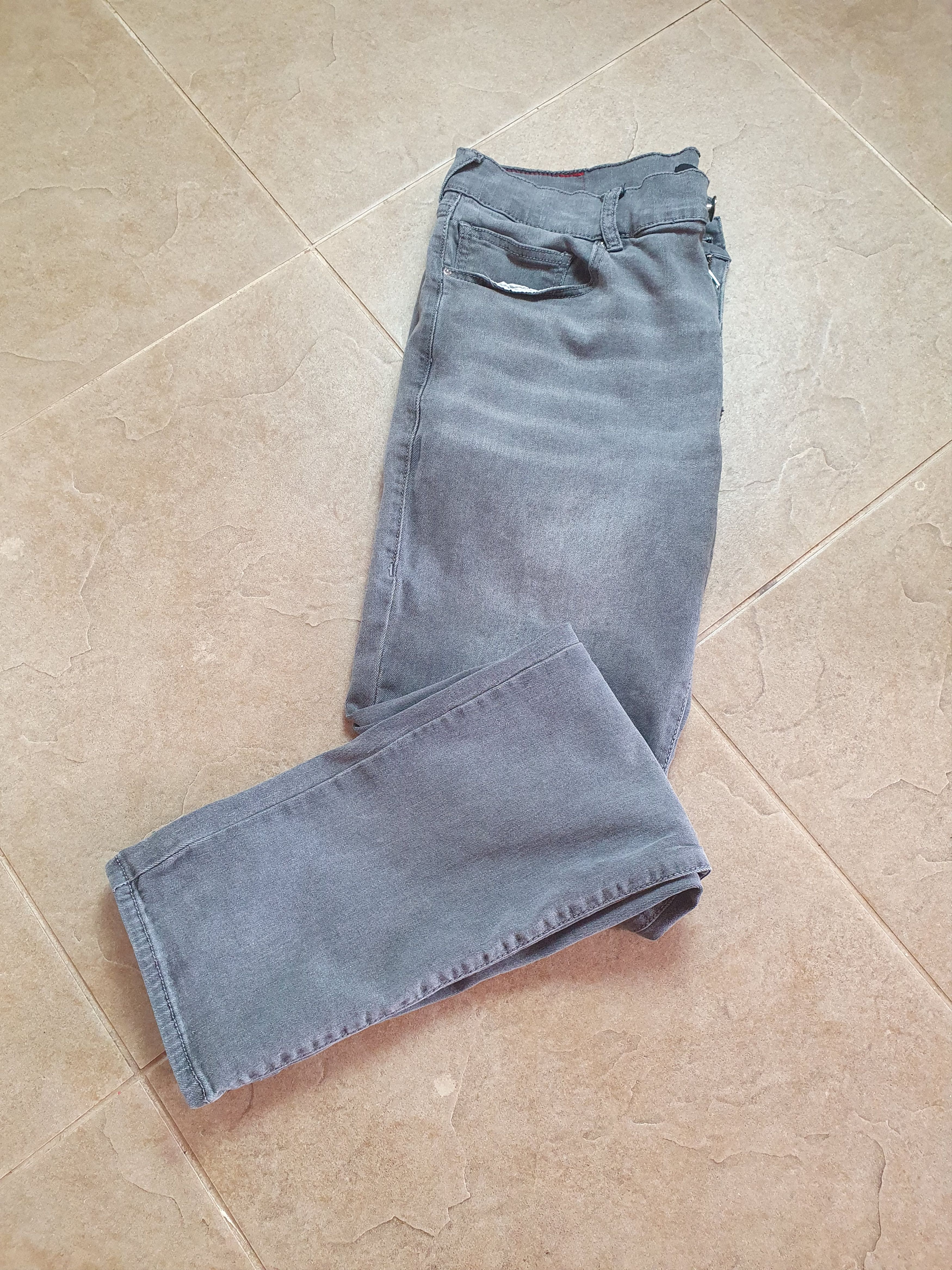 True Religion Gray Denim True Religion Mens Size 34 Rocco Relaxed Skinny Size US 34 / EU 50 - 7 Thumbnail