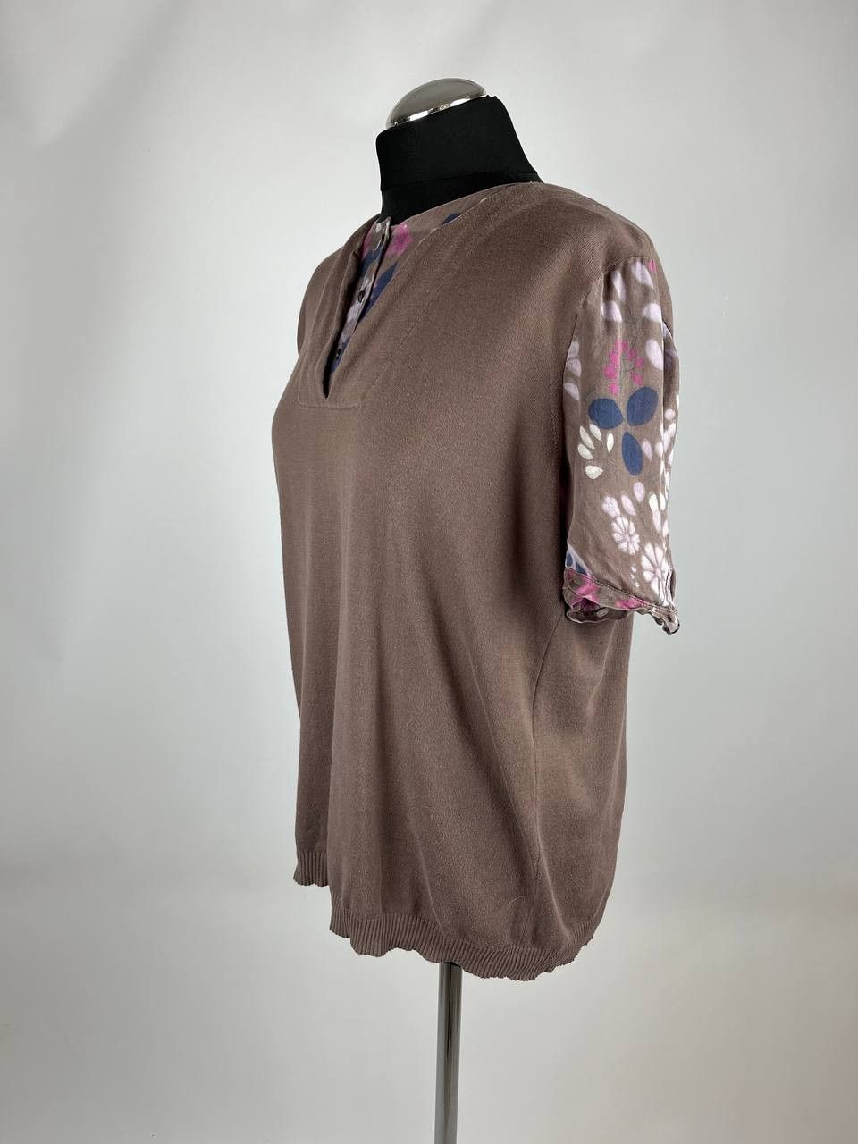 Salvatore Ferragamo × Vintage Salvatore Ferragamo Vintage Blouse Floral Prin (0446) Size XL / US 12-14 / IT 48-50 - 2 Thumbnail