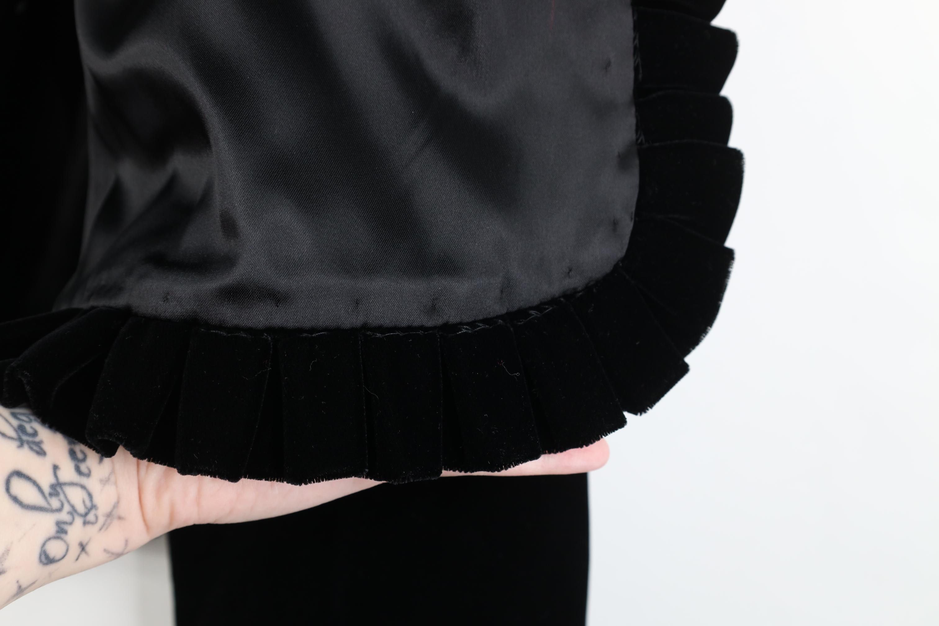 Vintage Vintage 60s 70s Streetwear Sleeve Ruffled Velvet Jacket USA Size S / US 4 / IT 40 - 10 Thumbnail
